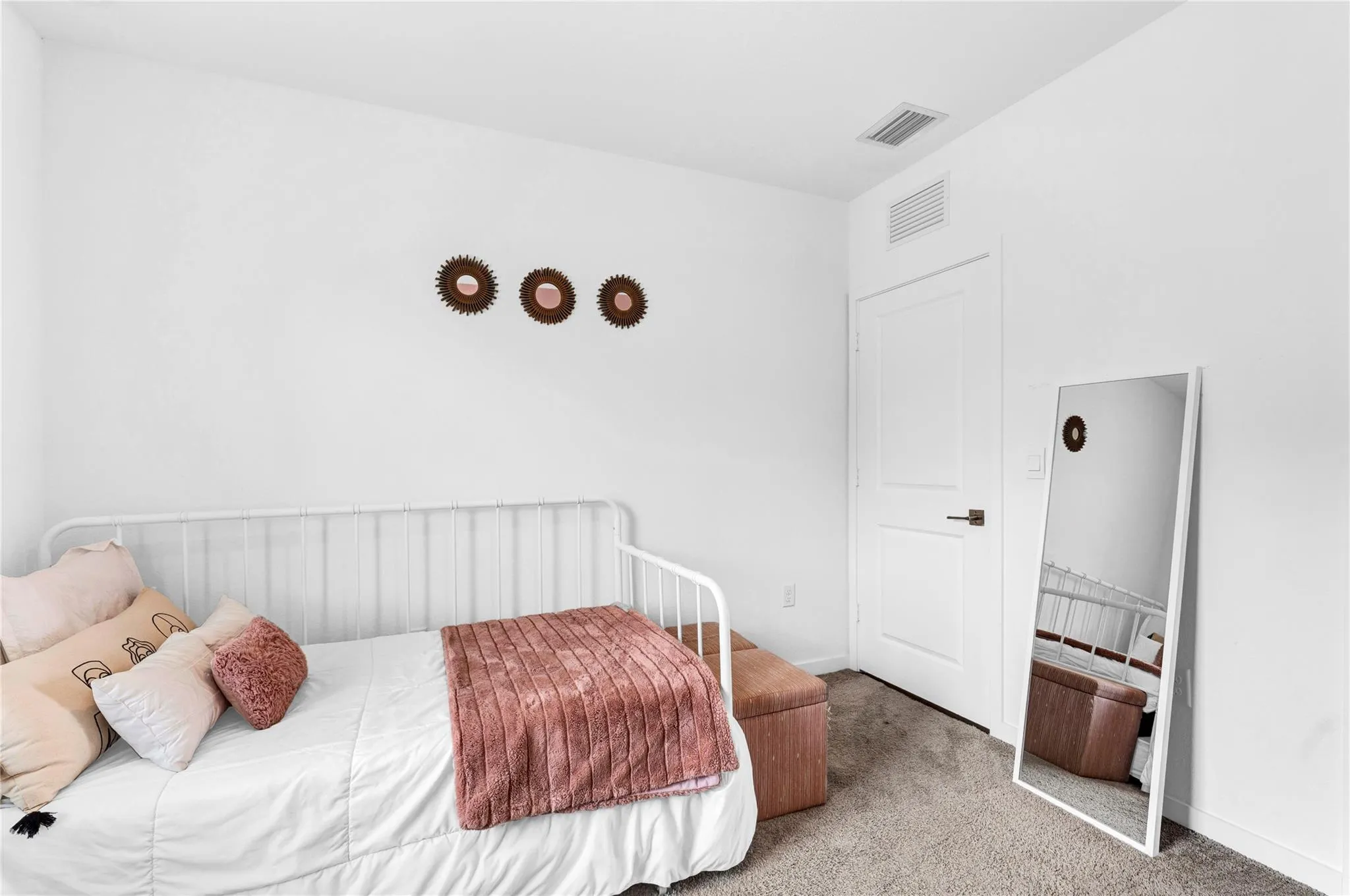 425 NW 17th St