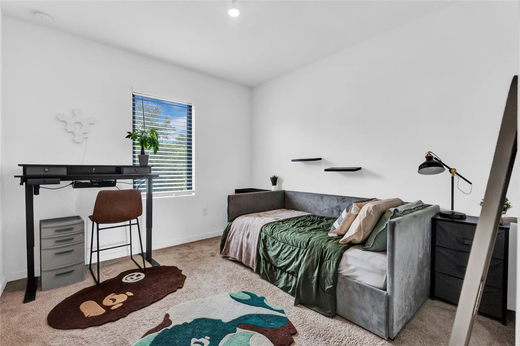 425 NW 17th St