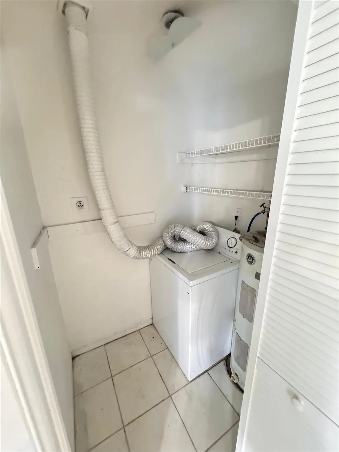 181 NW 28th Ter