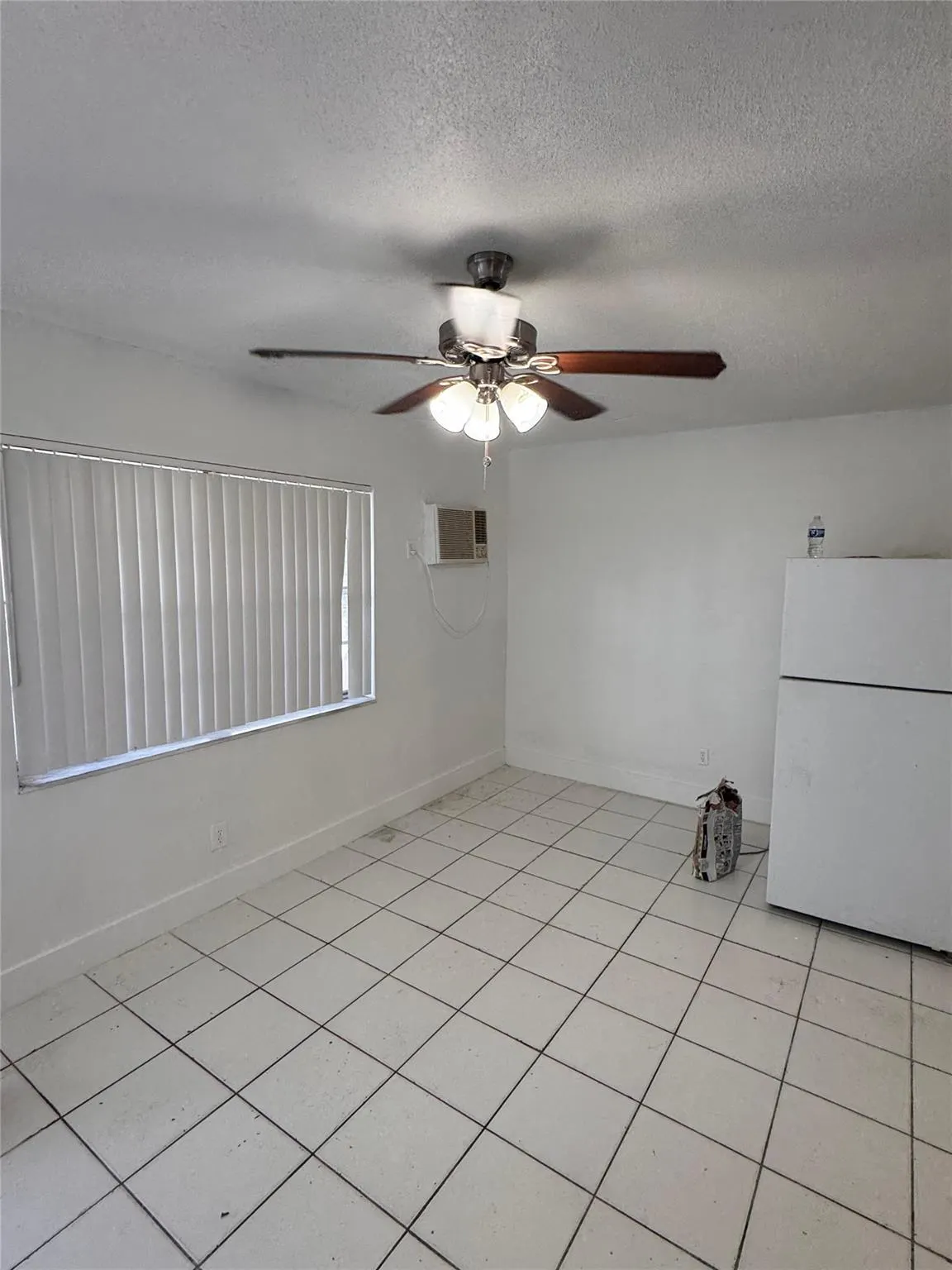 181 NW 28th Ter