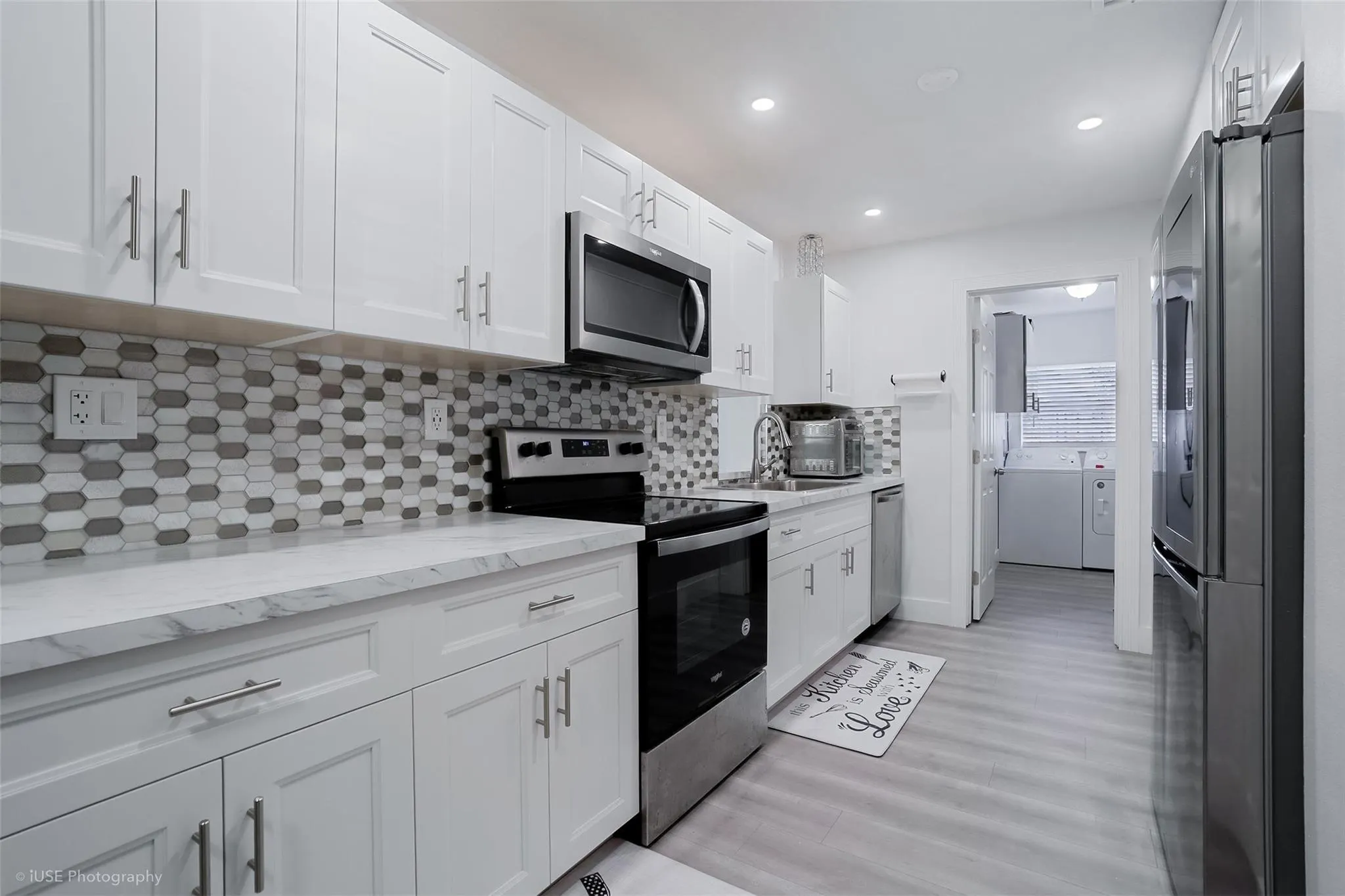 1211 NW 50th Ave