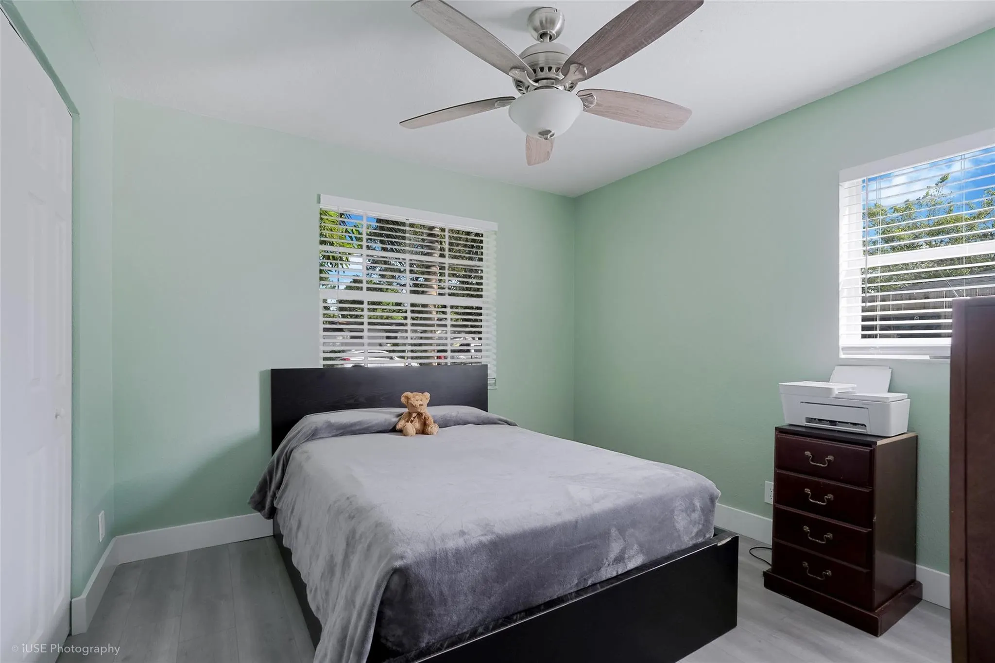1211 NW 50th Ave