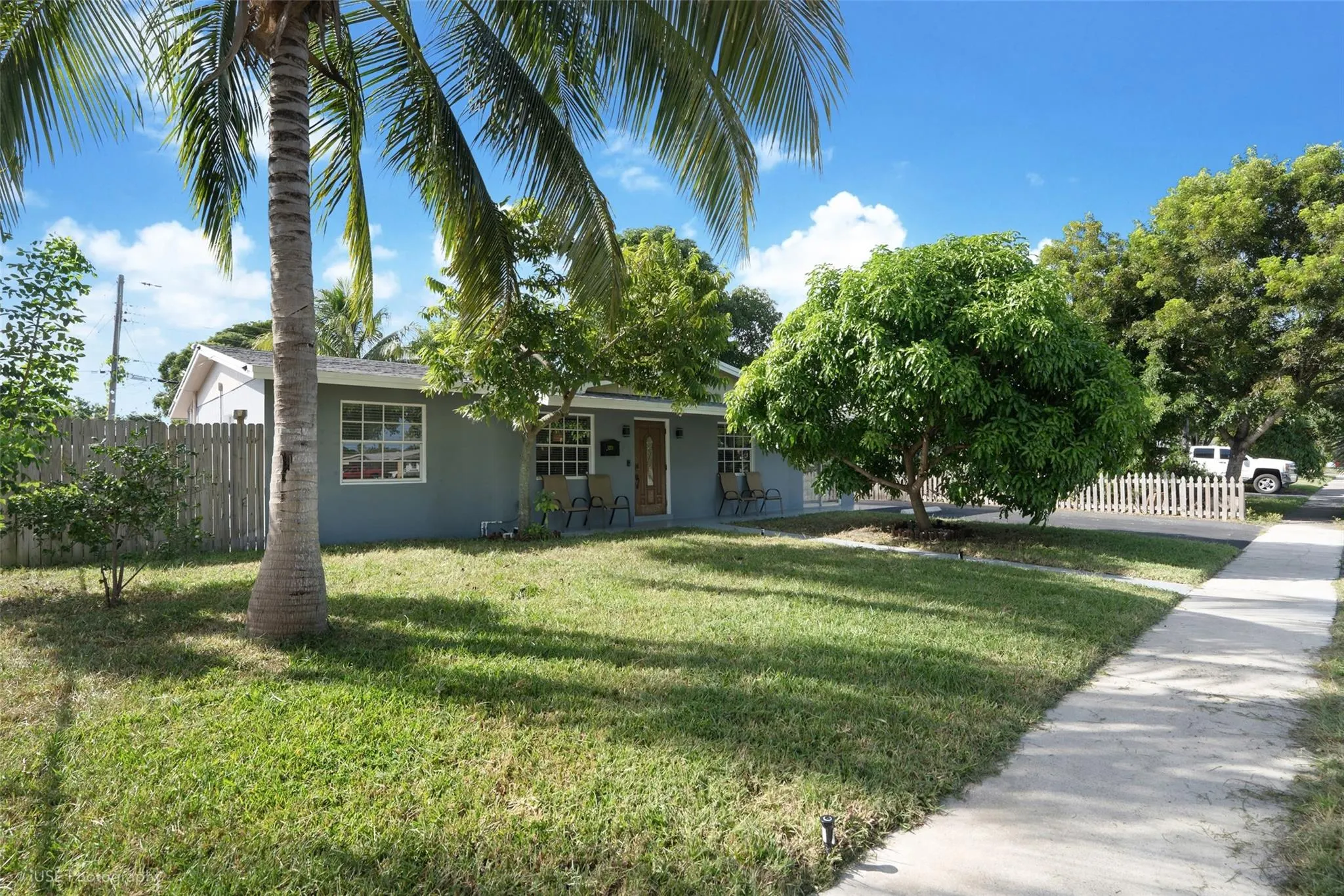 1211 NW 50th Ave