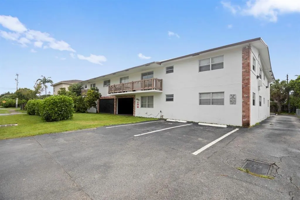 493 NW 43rd St, #6