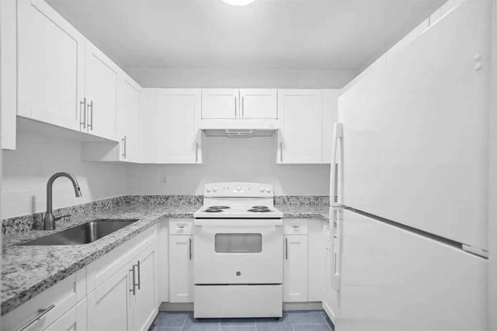 493 NW 43rd St, #6