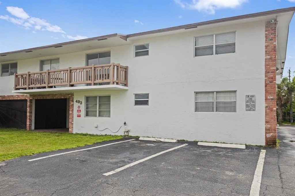 493 NW 43rd St, #6