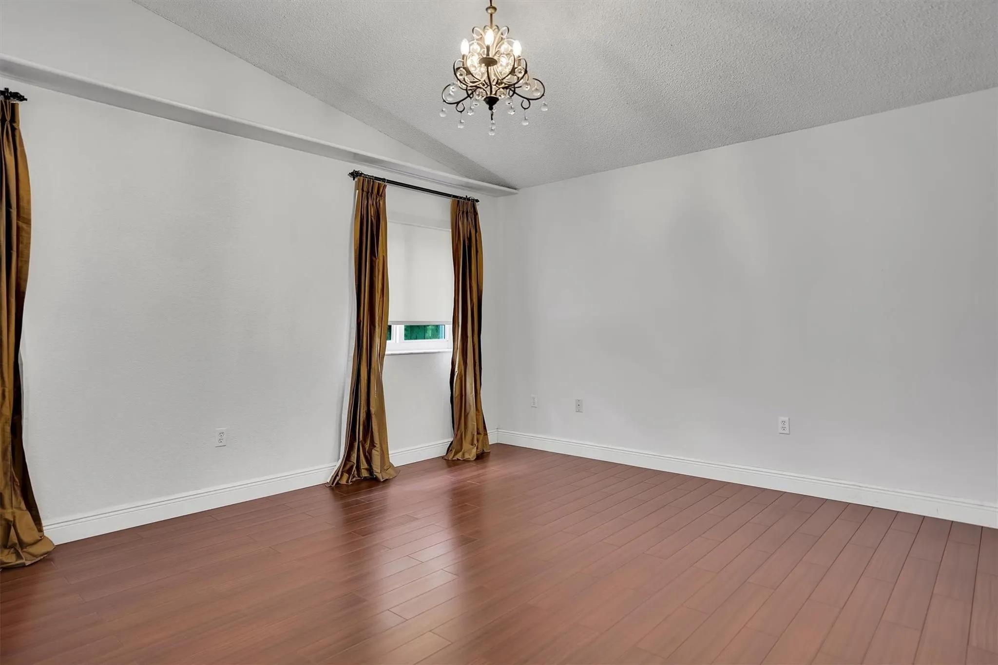 10930 SW 153 CT