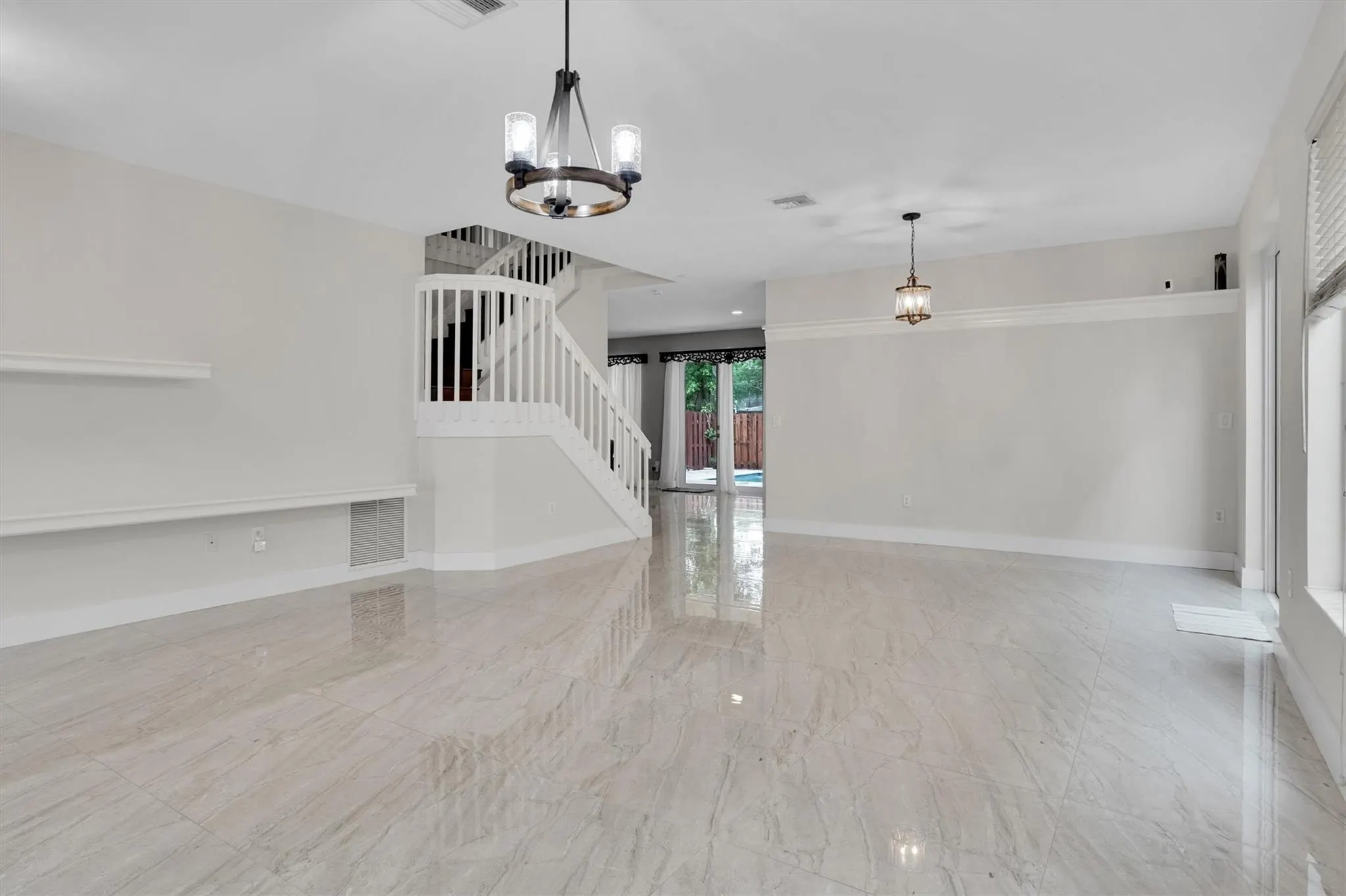 10930 SW 153 CT
