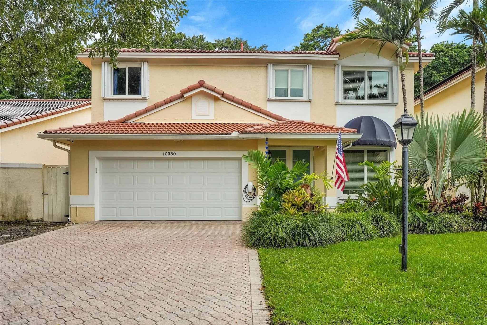 10930 SW 153 CT