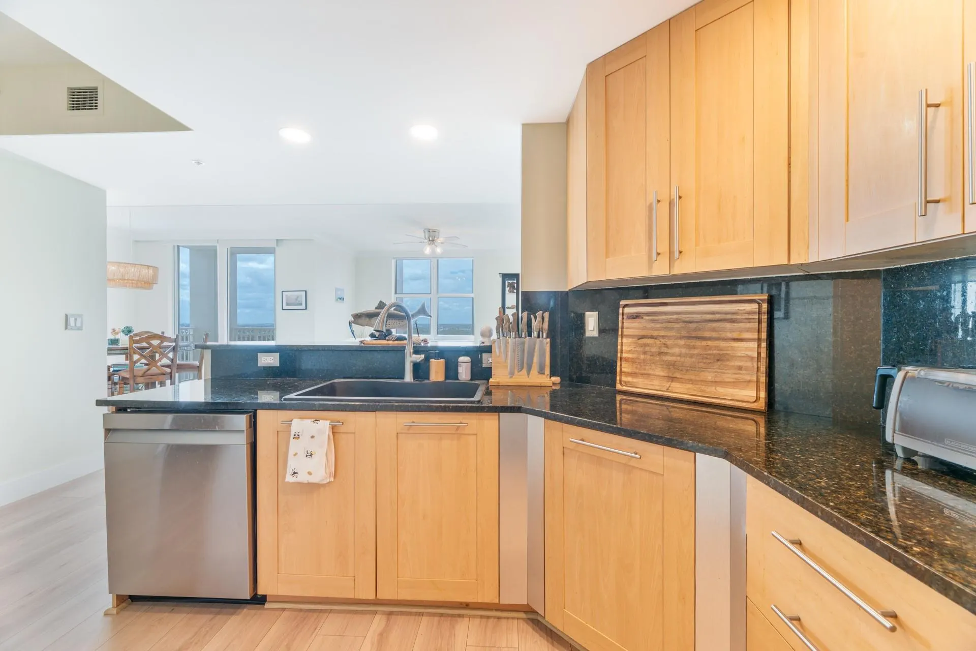 511 SE 5th Ave, #2114