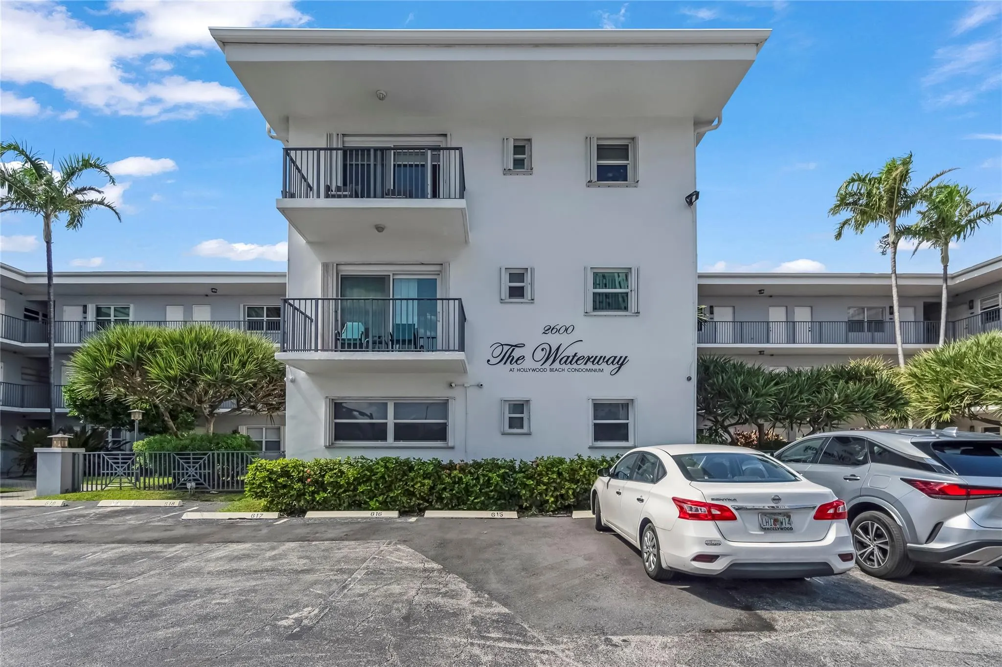 2600 S Ocean Dr, #308