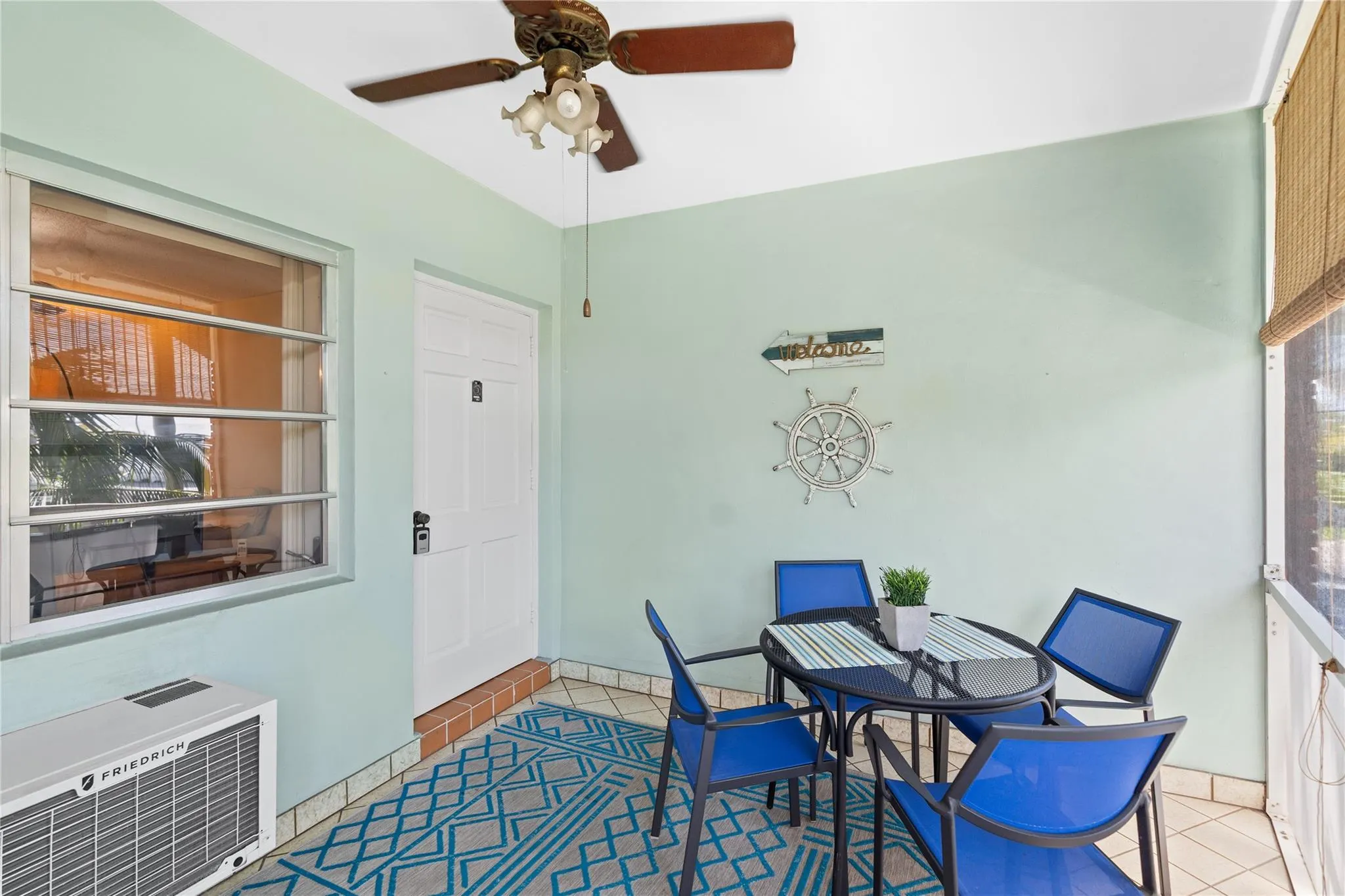 161 NE 10th Ave, #3B