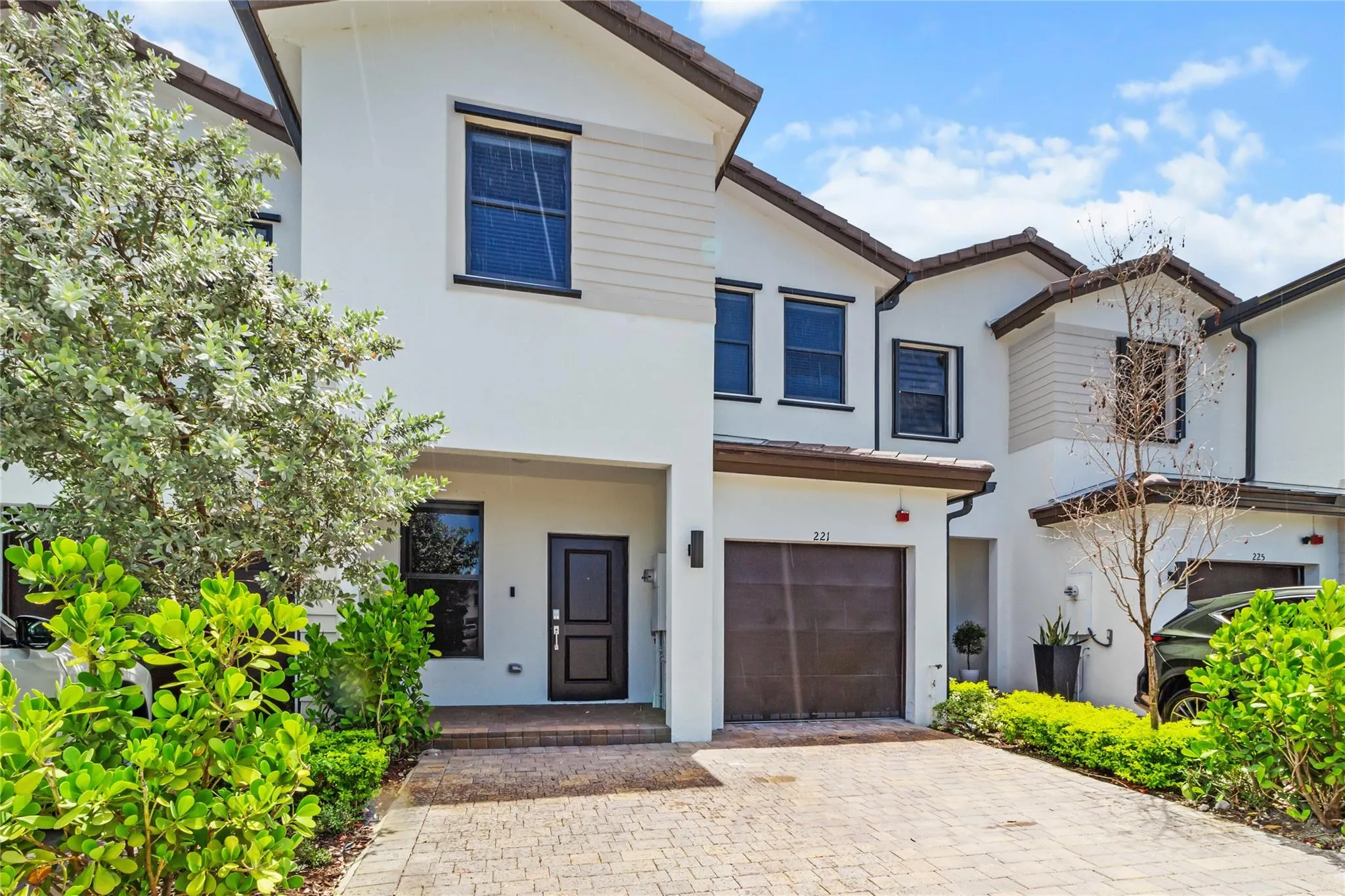 221 SW 159th Way