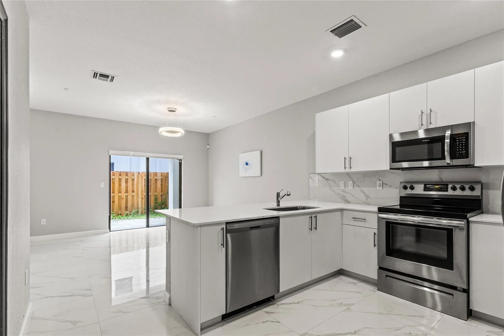 221 SW 159th Way