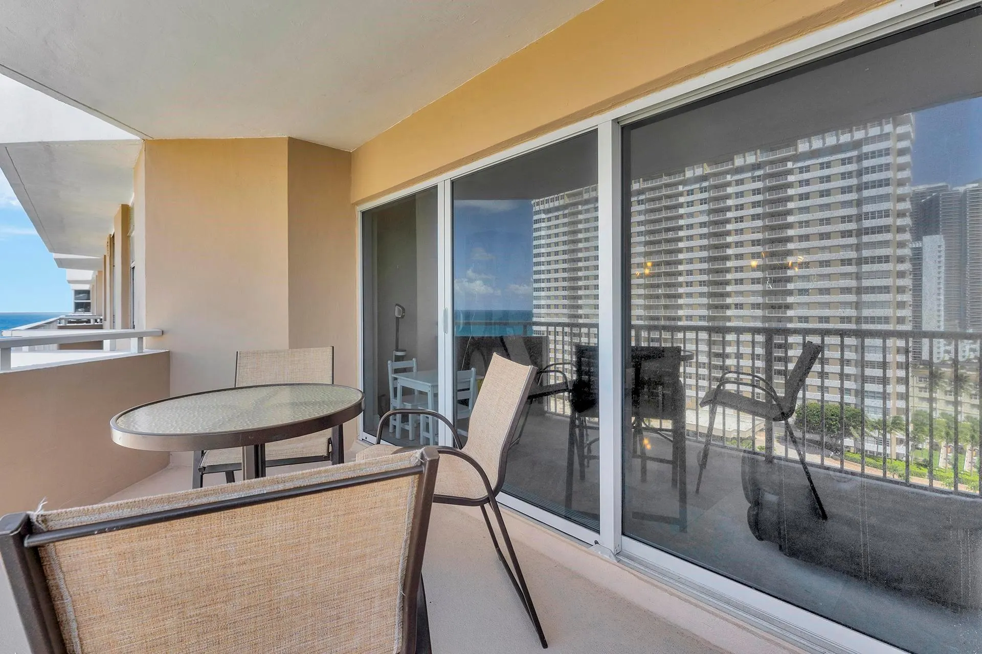 1980 S Ocean Dr, #10H