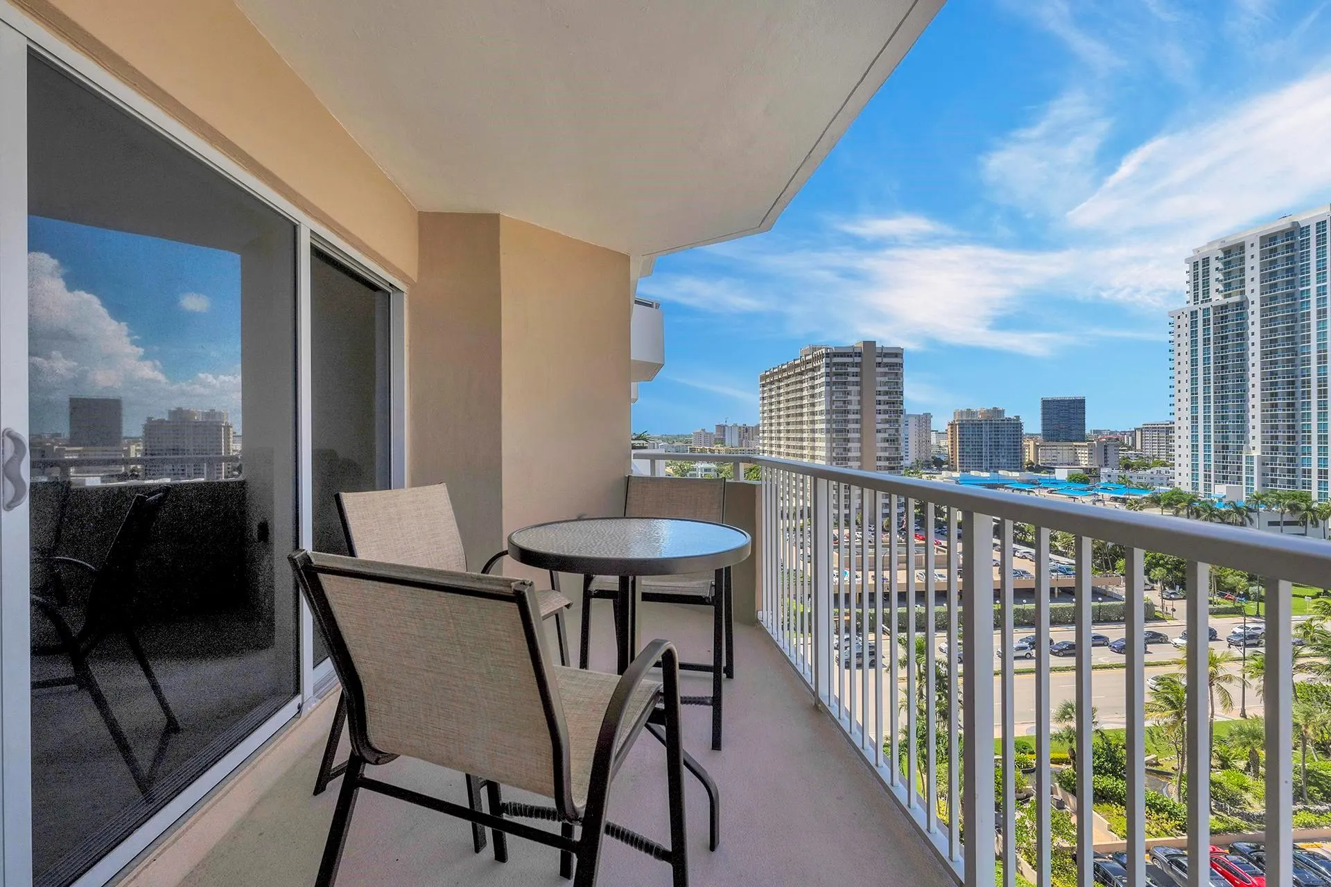 1980 S Ocean Dr, #10H