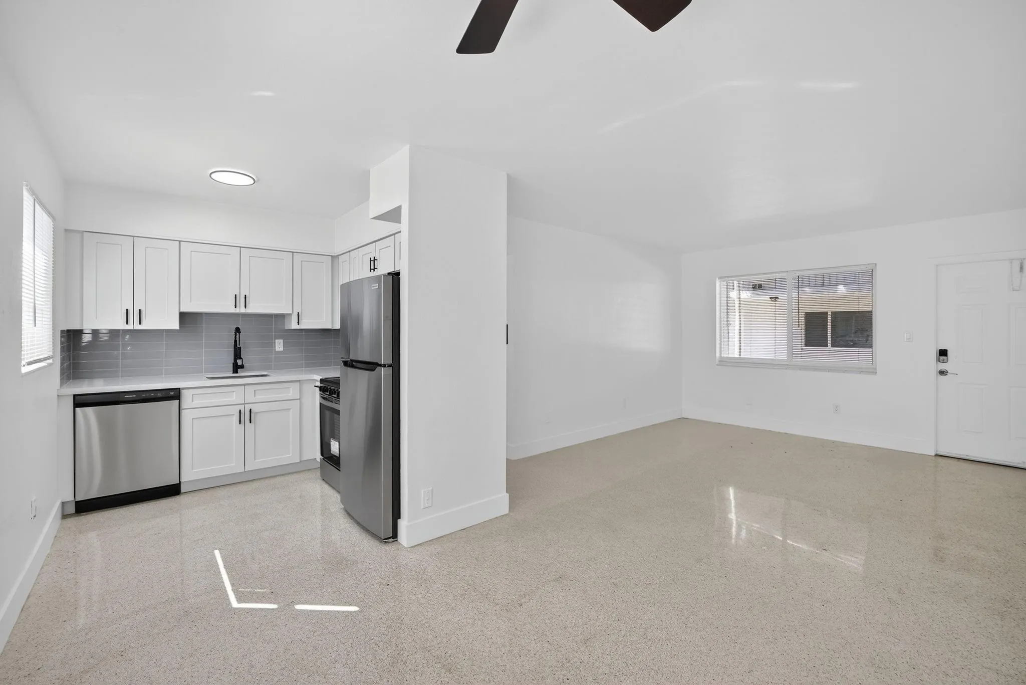 1821 Middle River Dr, #1