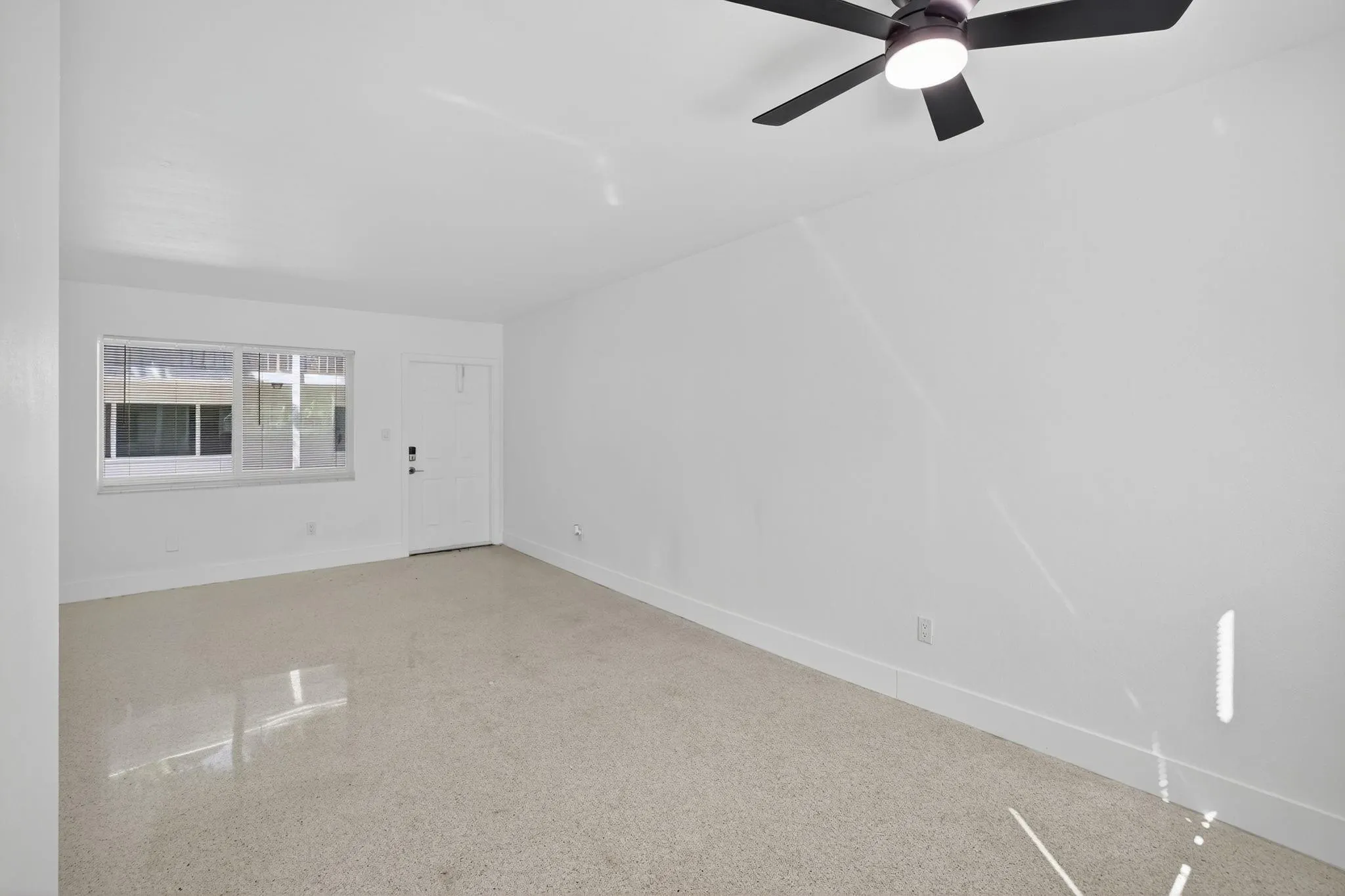 1821 Middle River Dr, #1