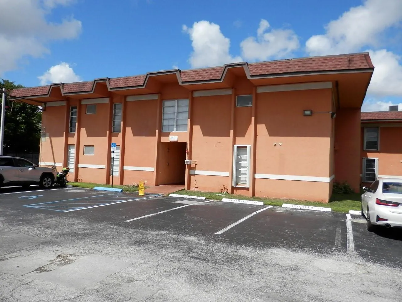 9459 SW 76th St, #R1
