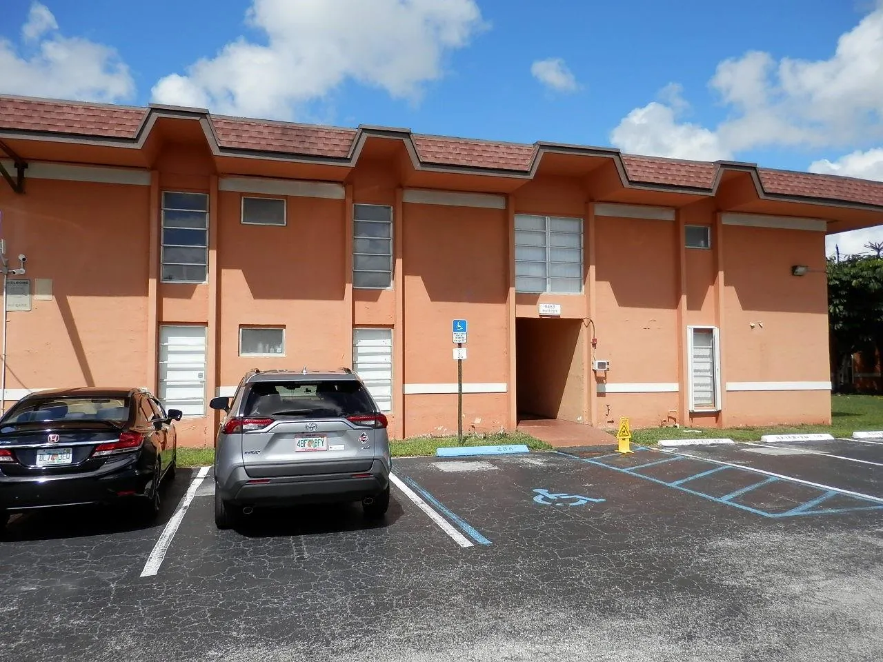 9459 SW 76th St, #R1