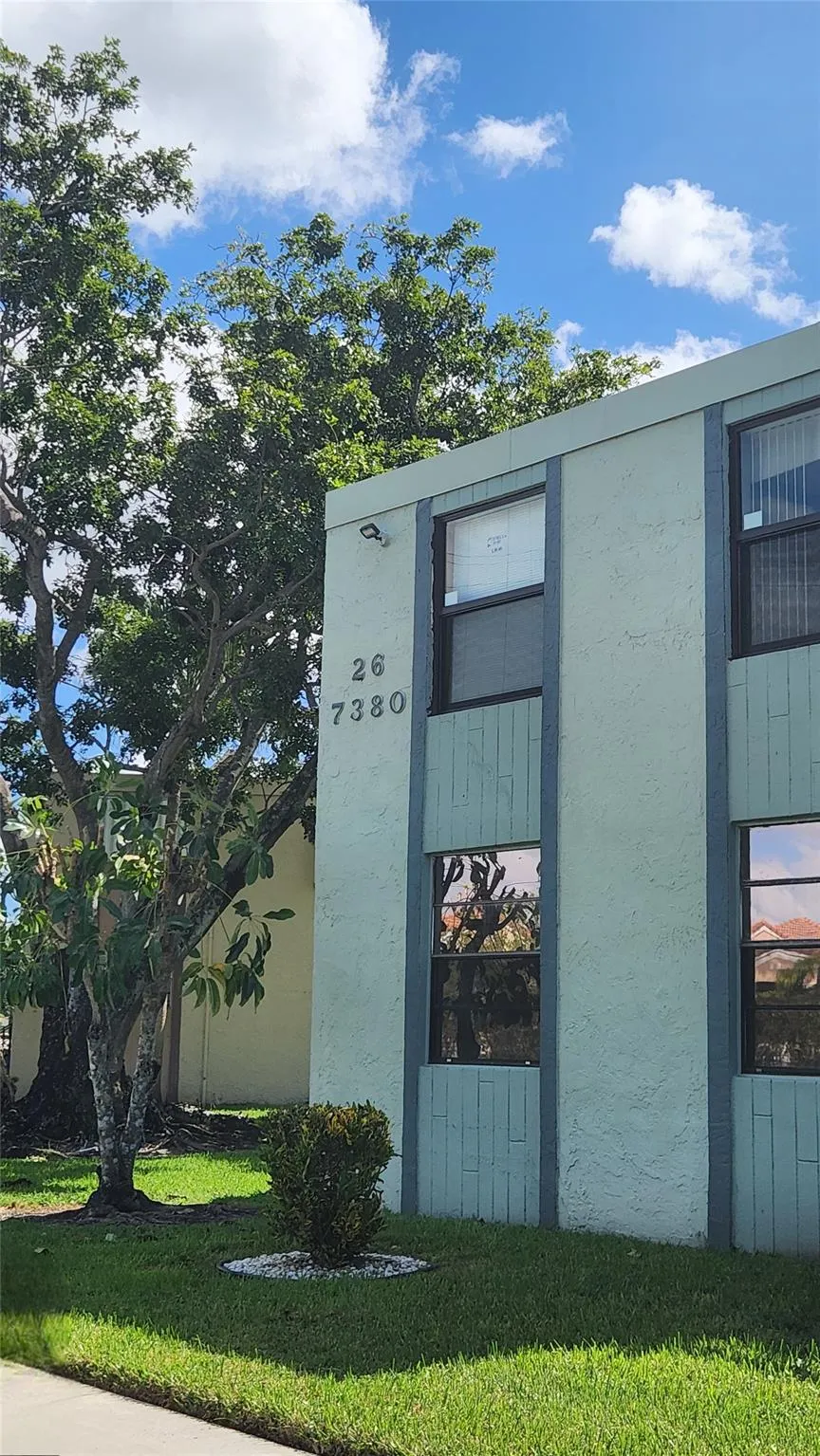 7380 NW 18th St, #202