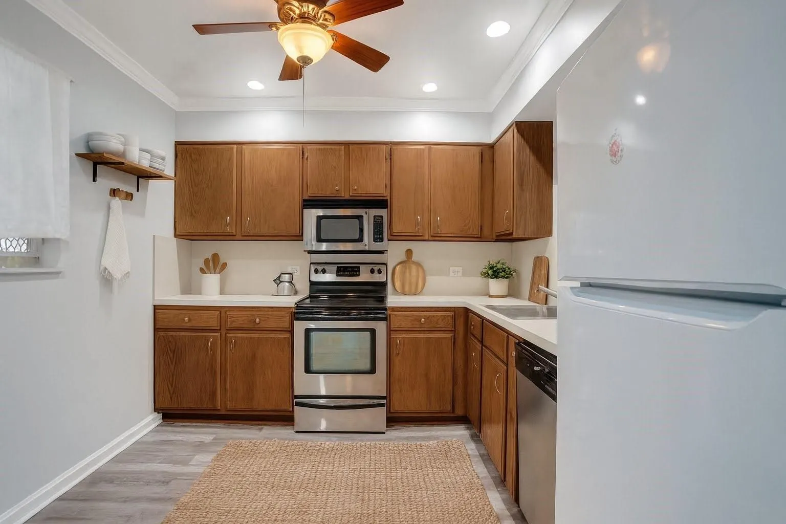 7554 Stirling Rd, #201