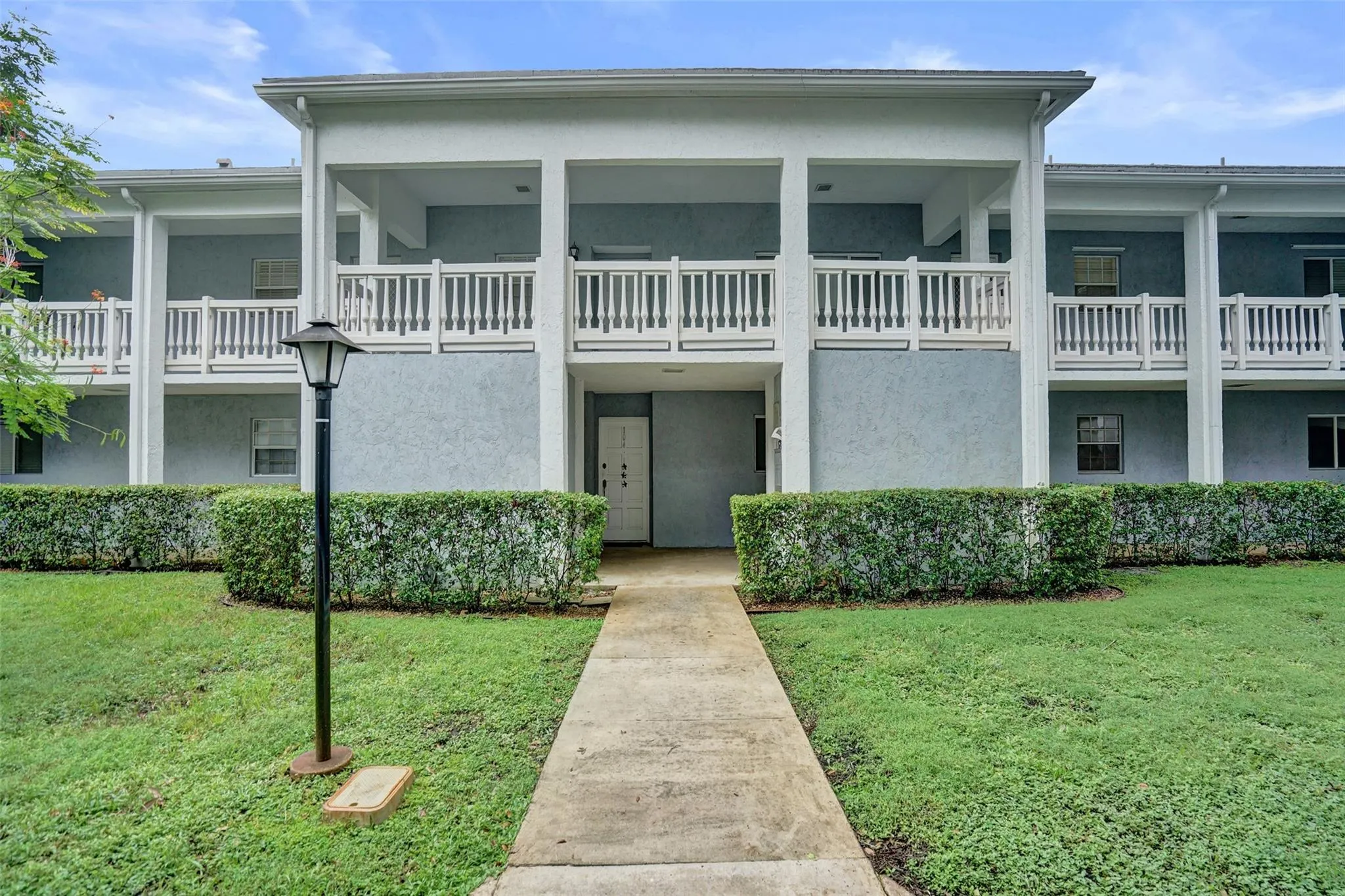 7554 Stirling Rd, #201