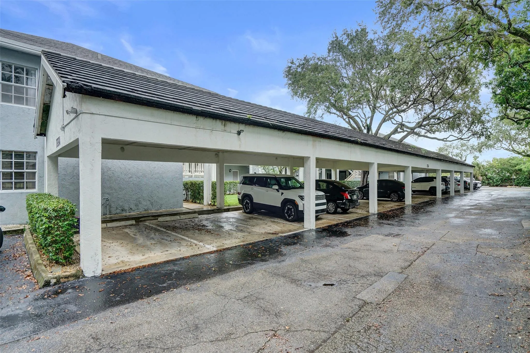 7554 Stirling Rd, #201