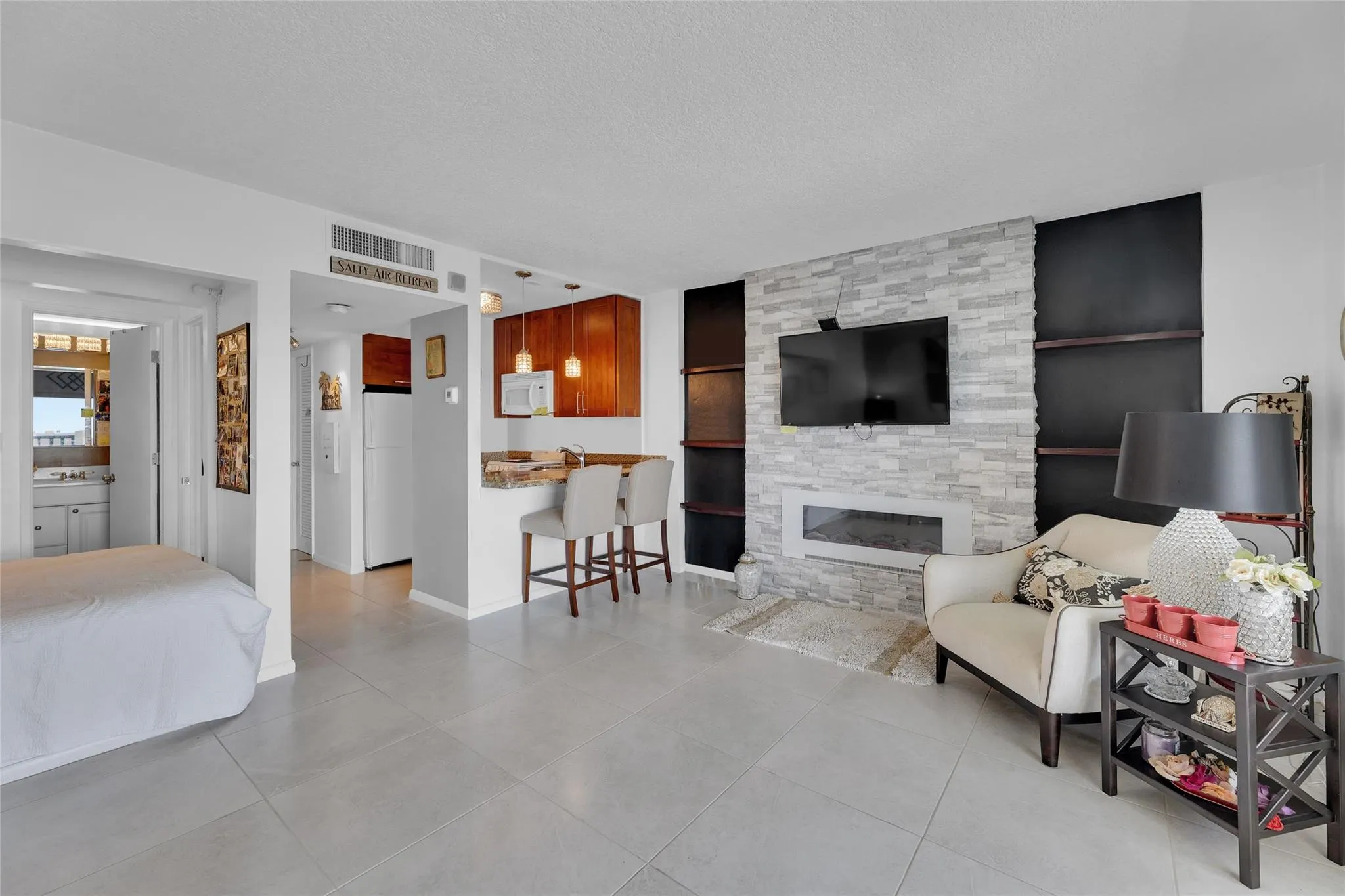 2900 NE 30th St, #C-9