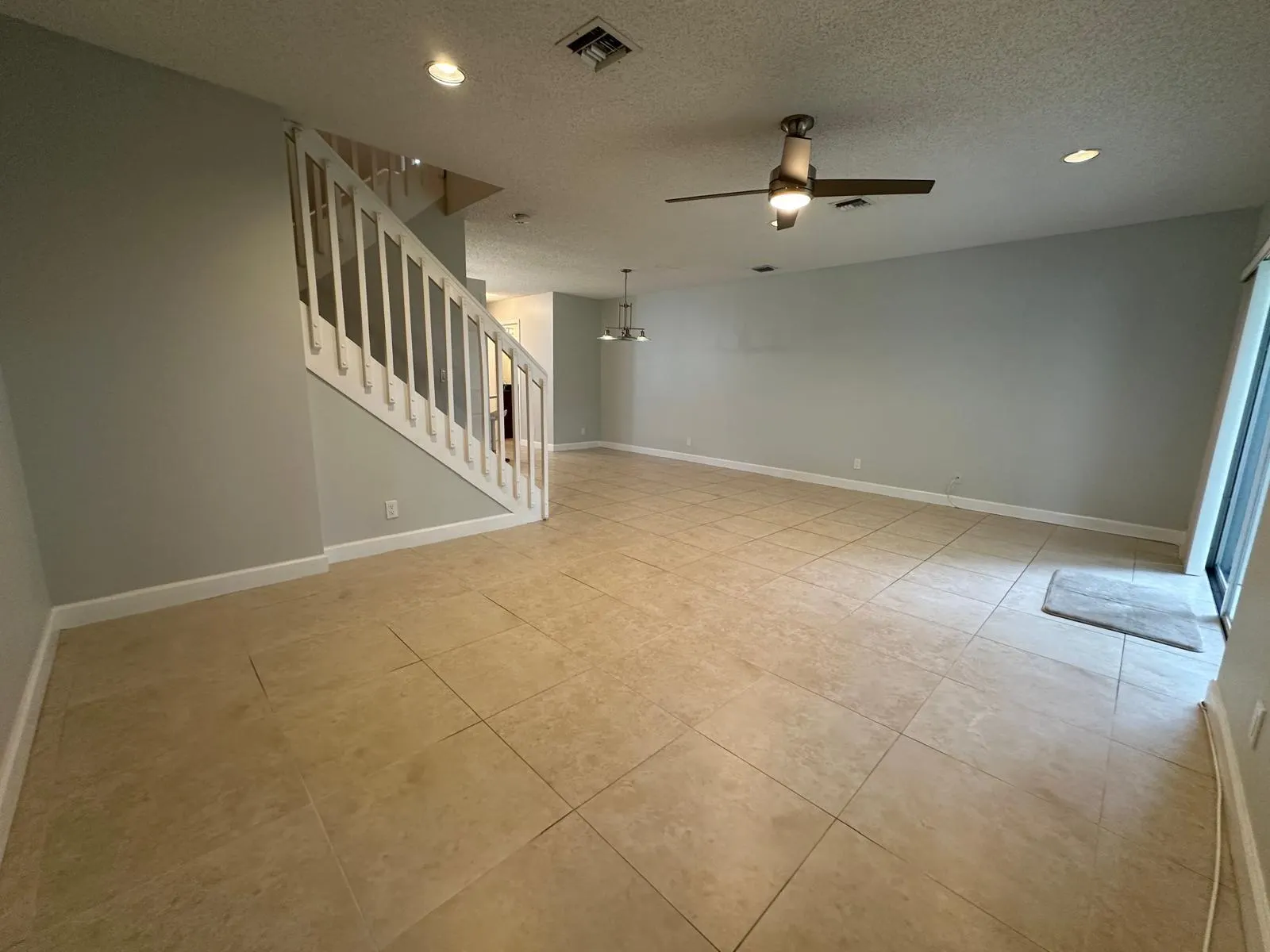 1436 SW 47th Ave