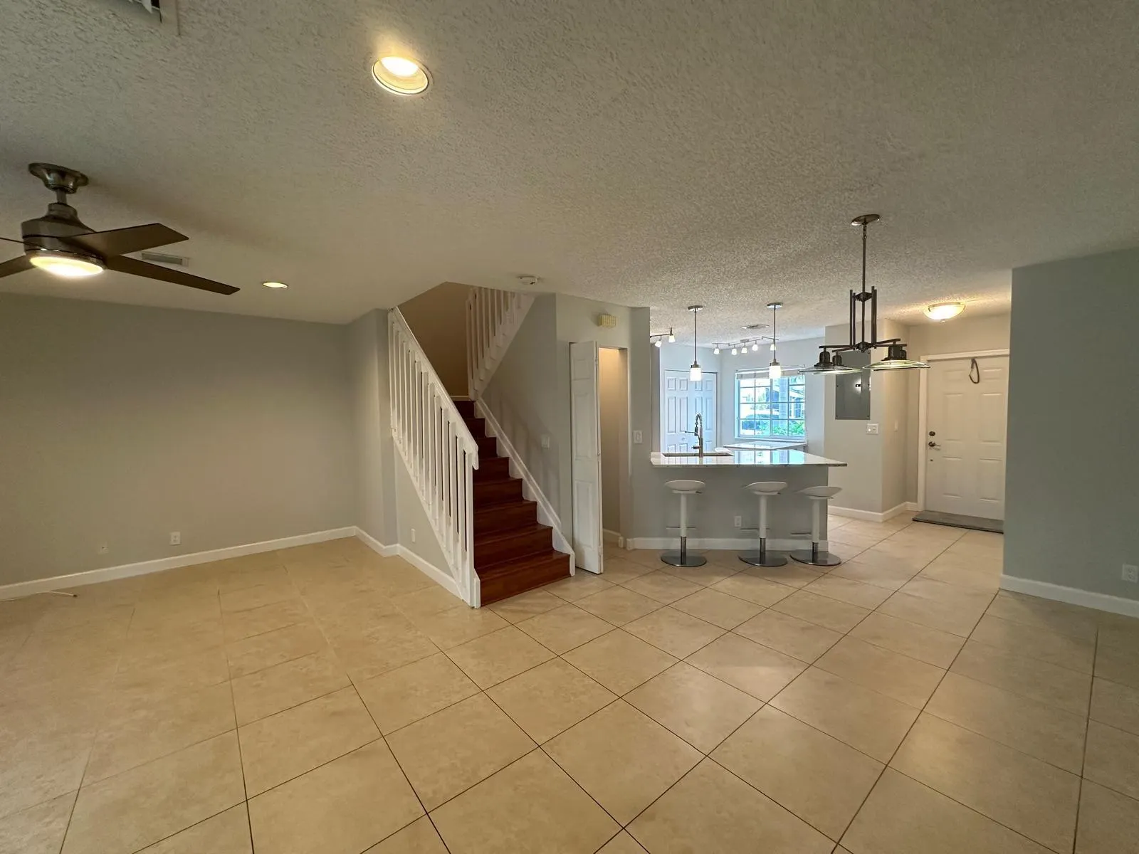 1436 SW 47th Ave