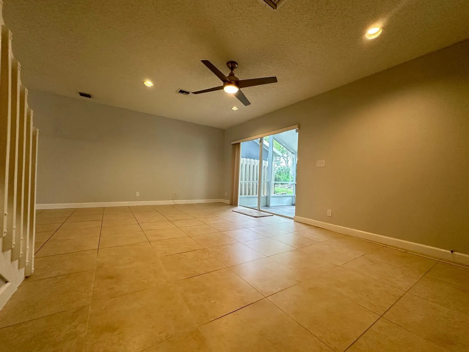1436 SW 47th Ave