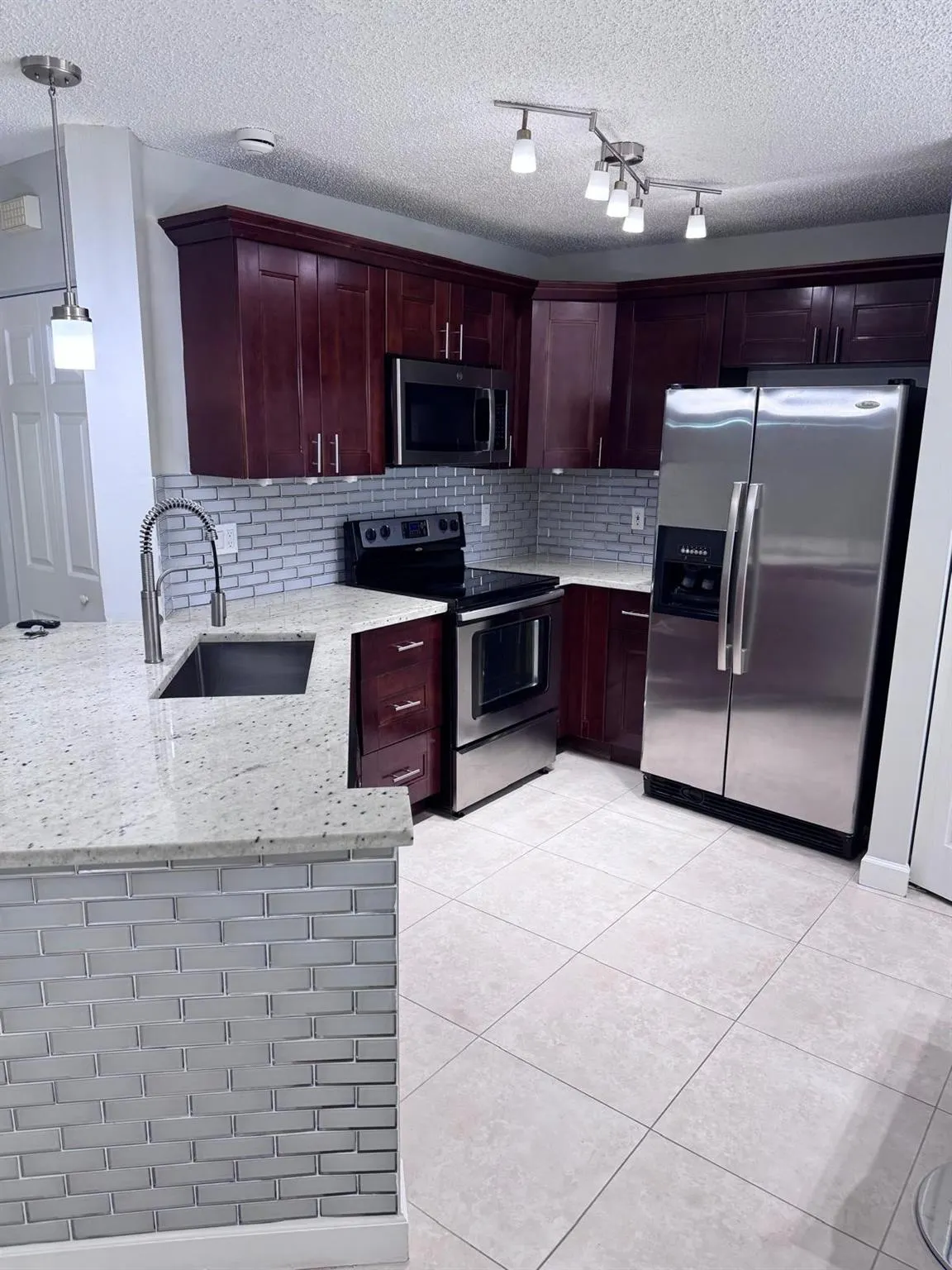1436 SW 47th Ave