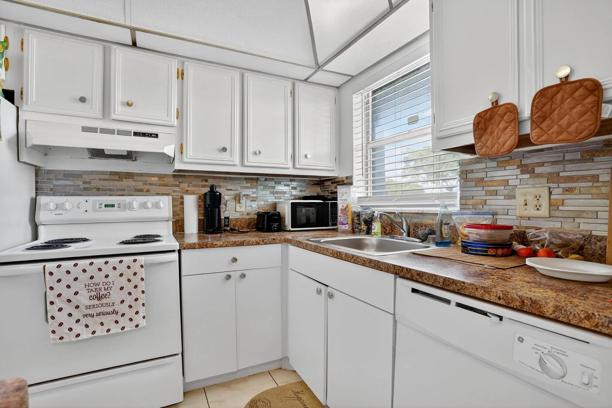 6650 Royal Palm Blvd, #203