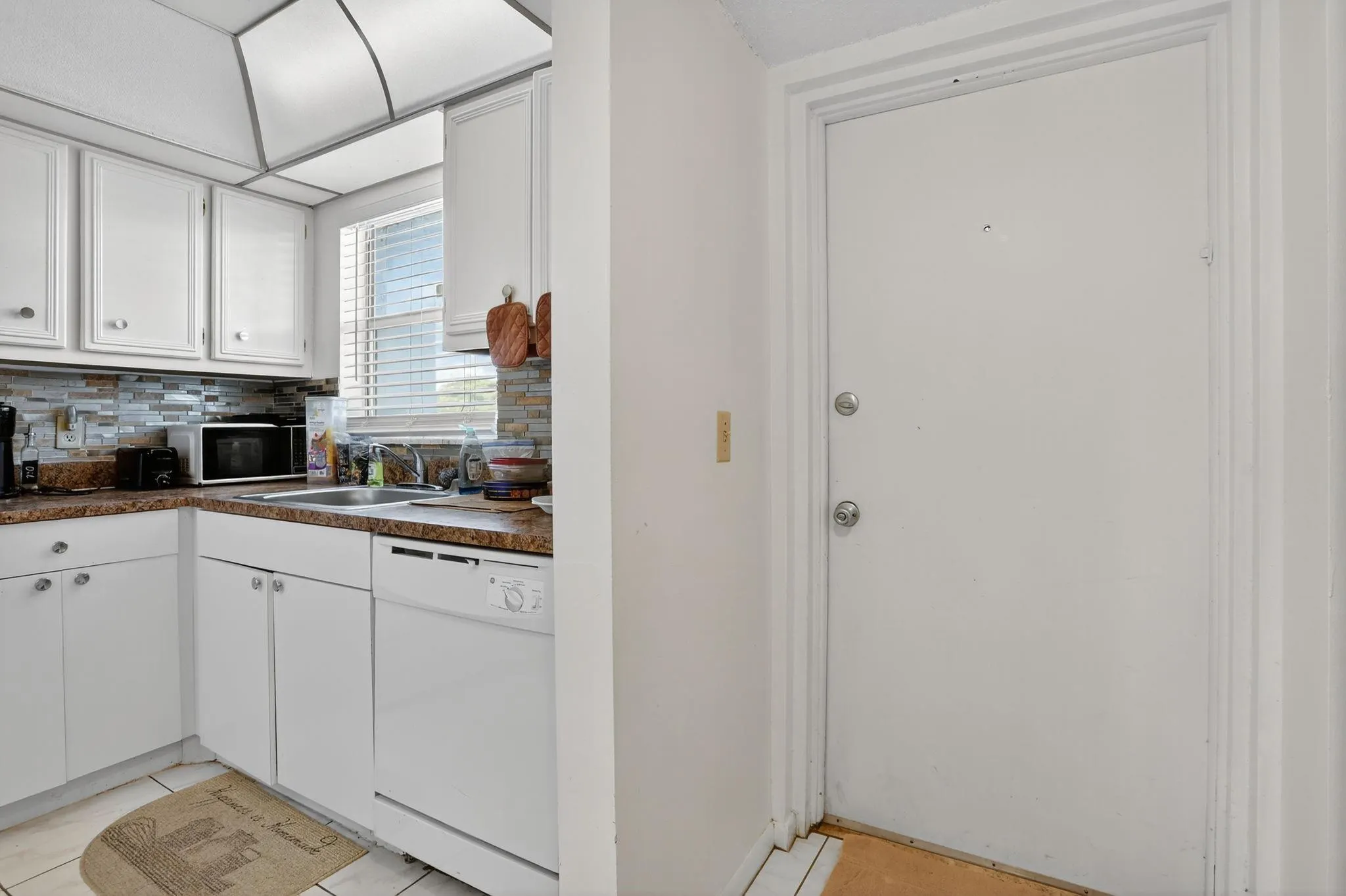 6650 Royal Palm Blvd, #203