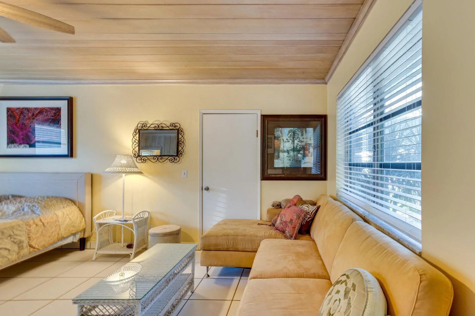 30 Andrews Ave, #23C