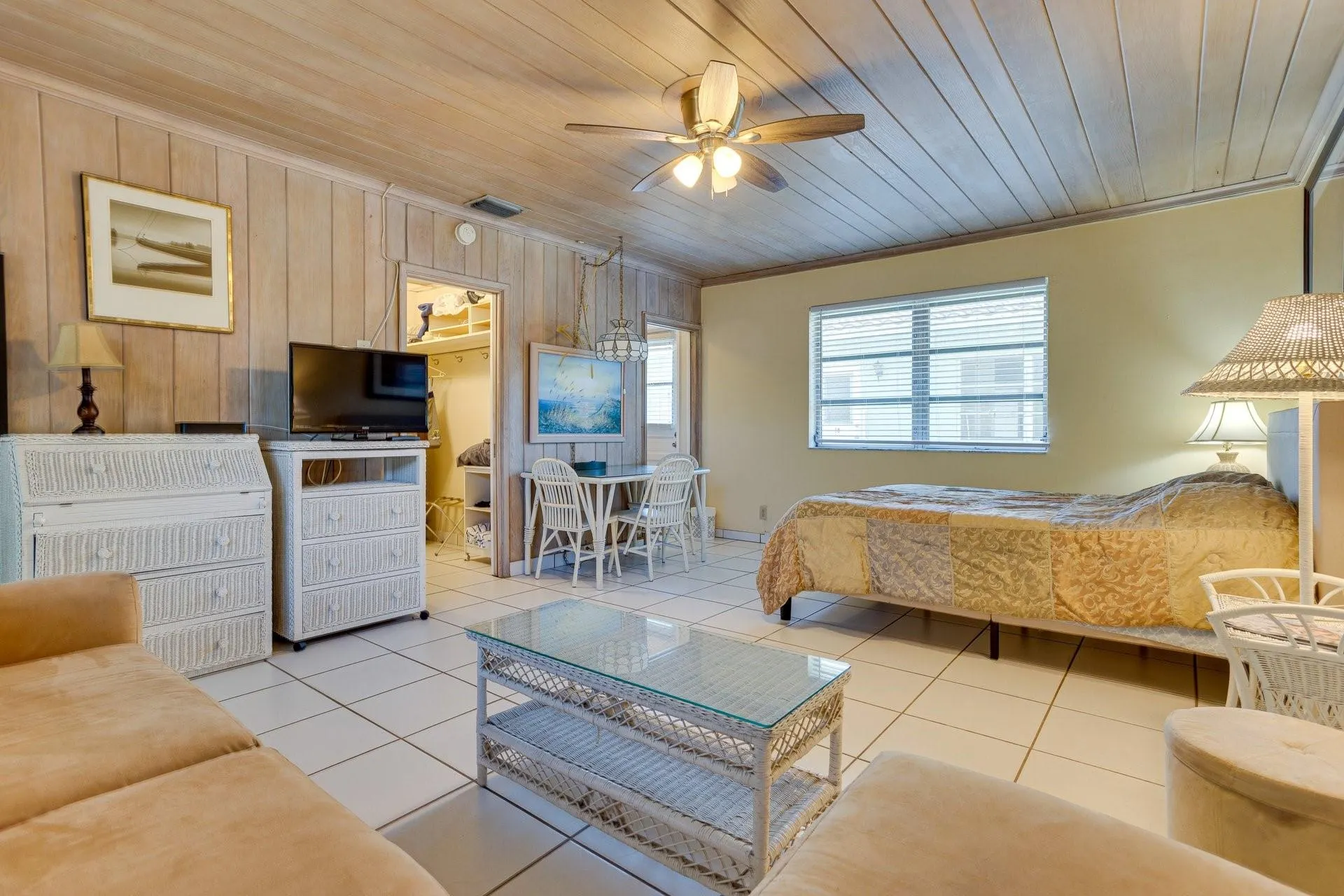 30 Andrews Ave, #23C