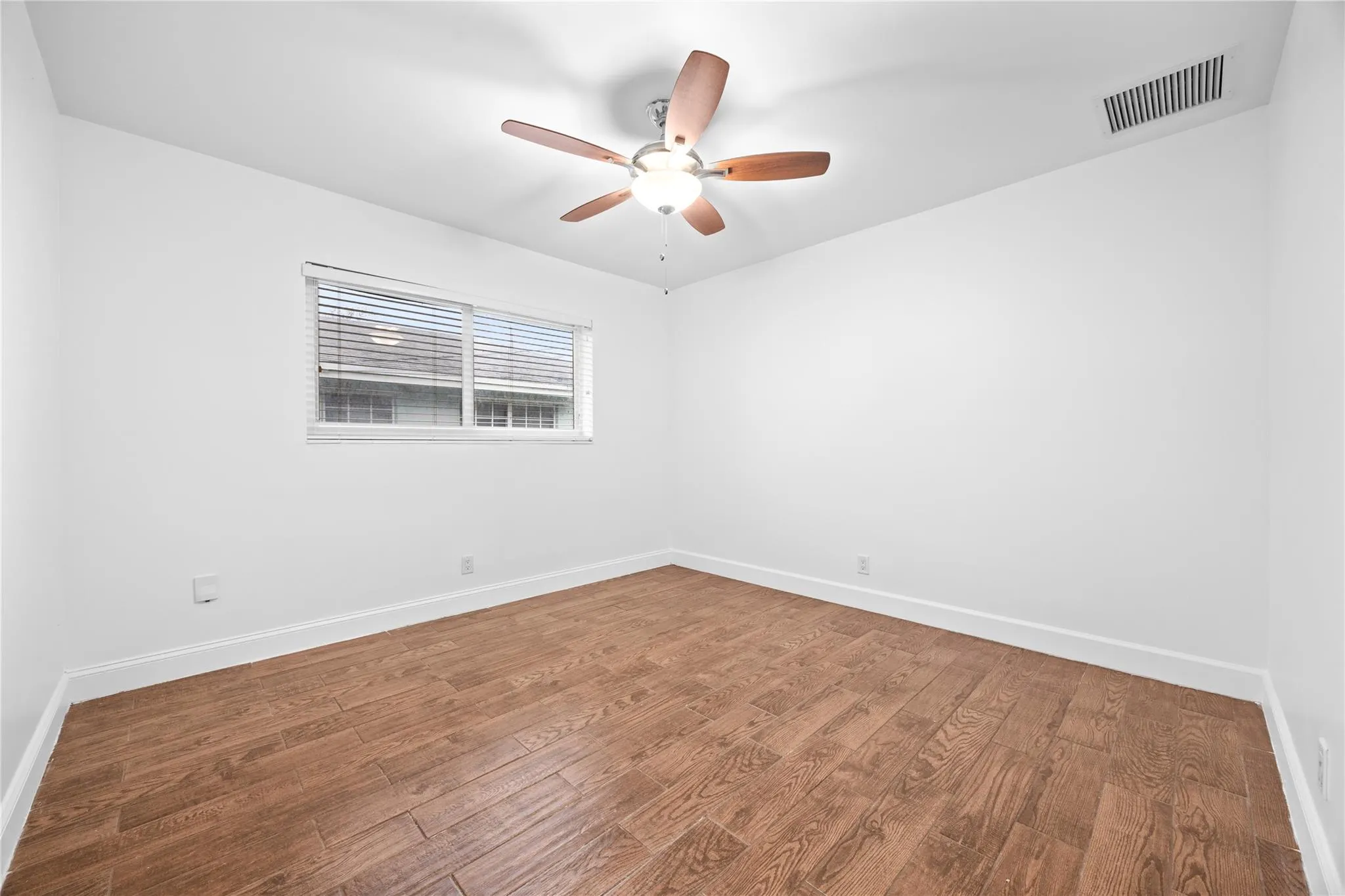404 SE 16th St, #4