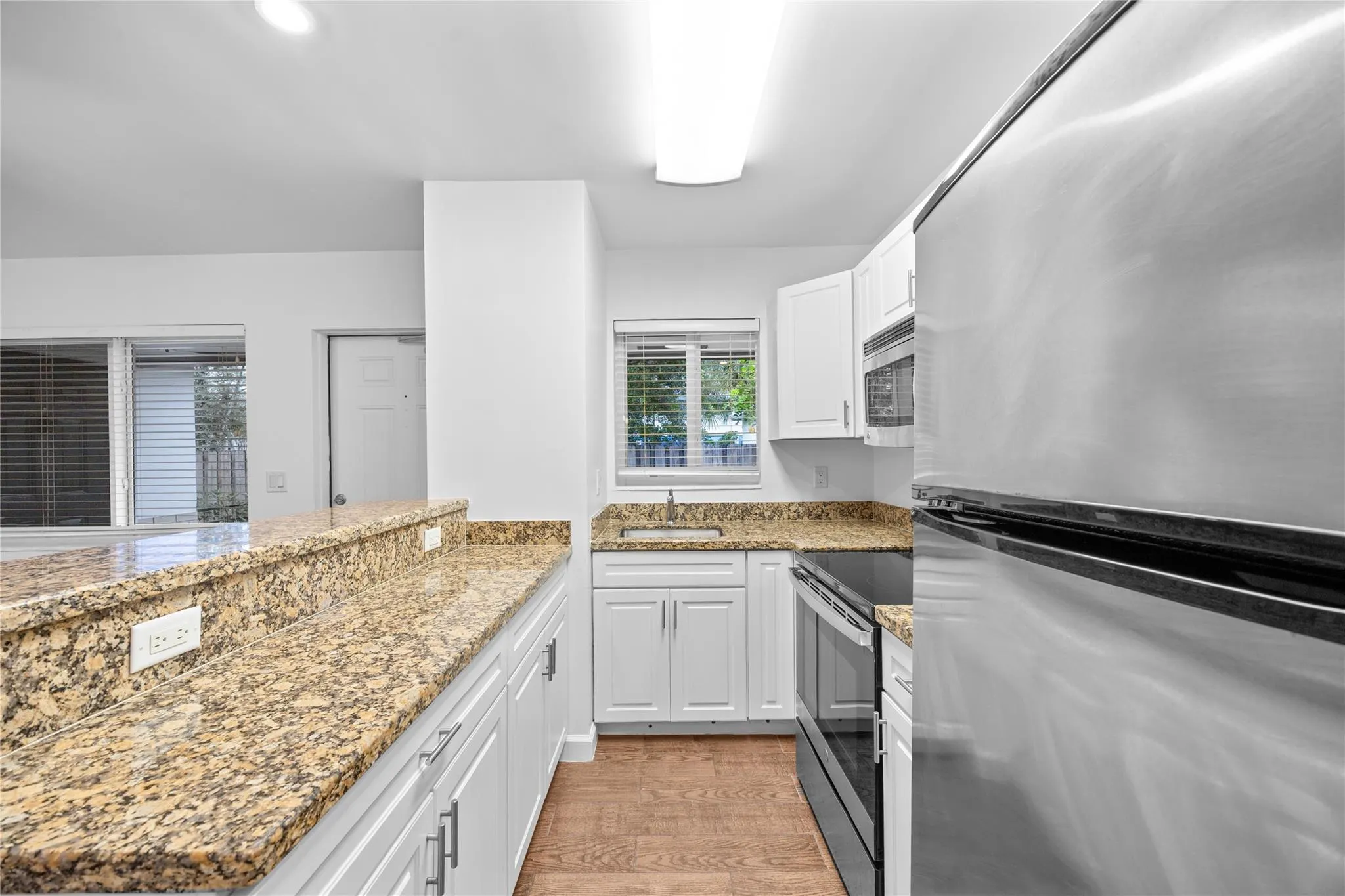 404 SE 16th St, #4