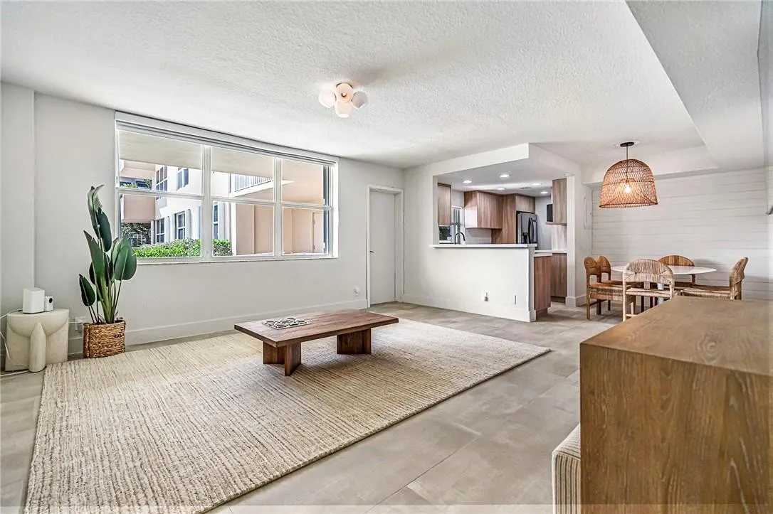 5200 N Ocean Blvd, #109