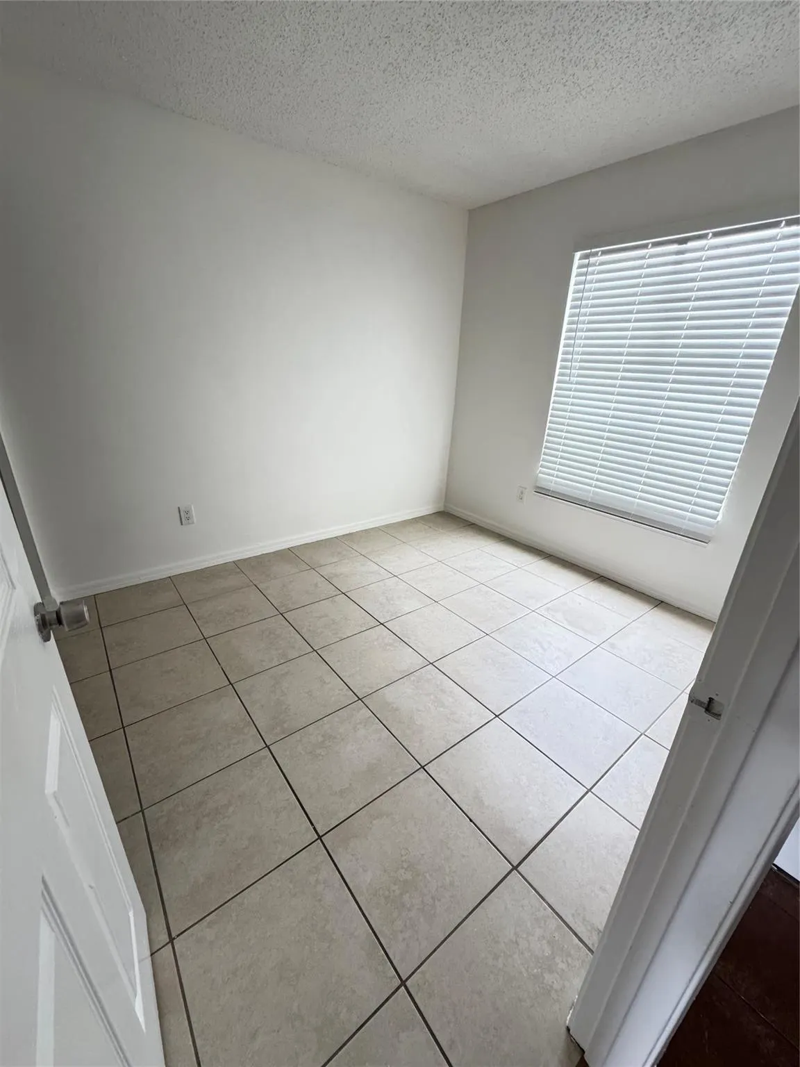 10553 Aquarius Ln