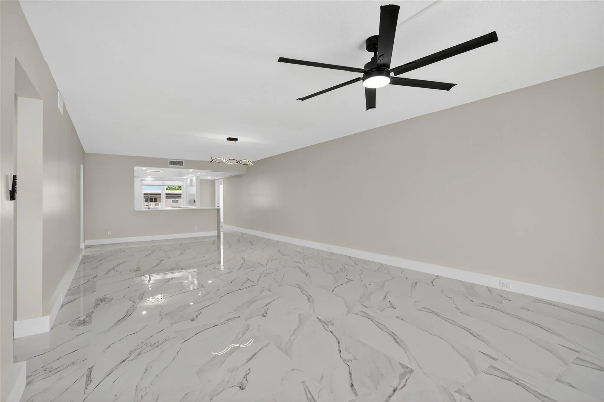 3303 Aruba Way, #O4