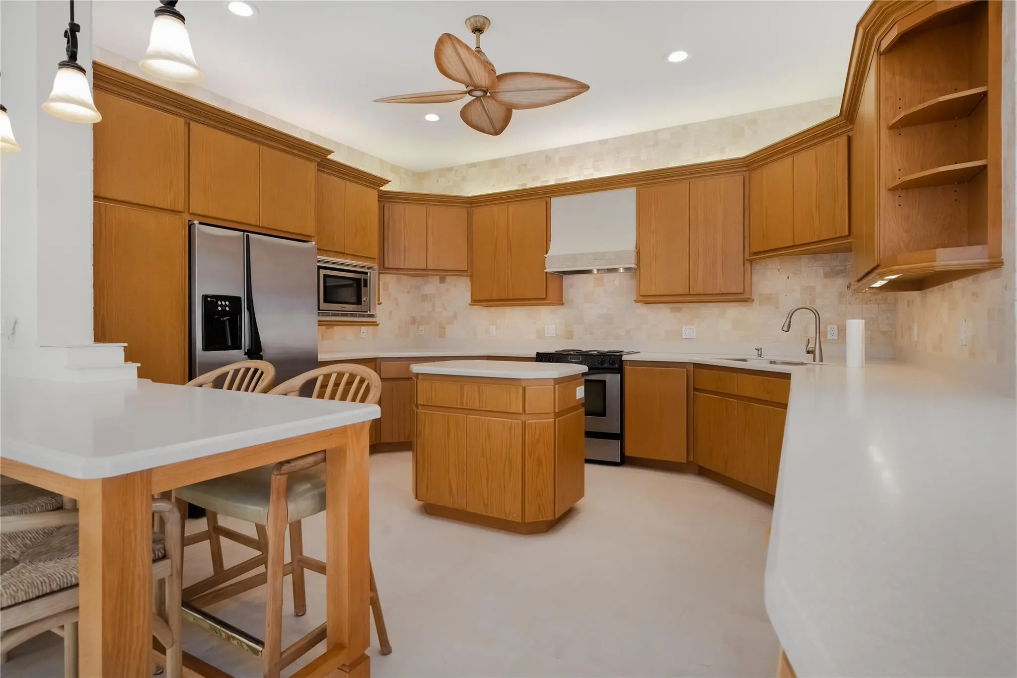 3585 Admirals Way
