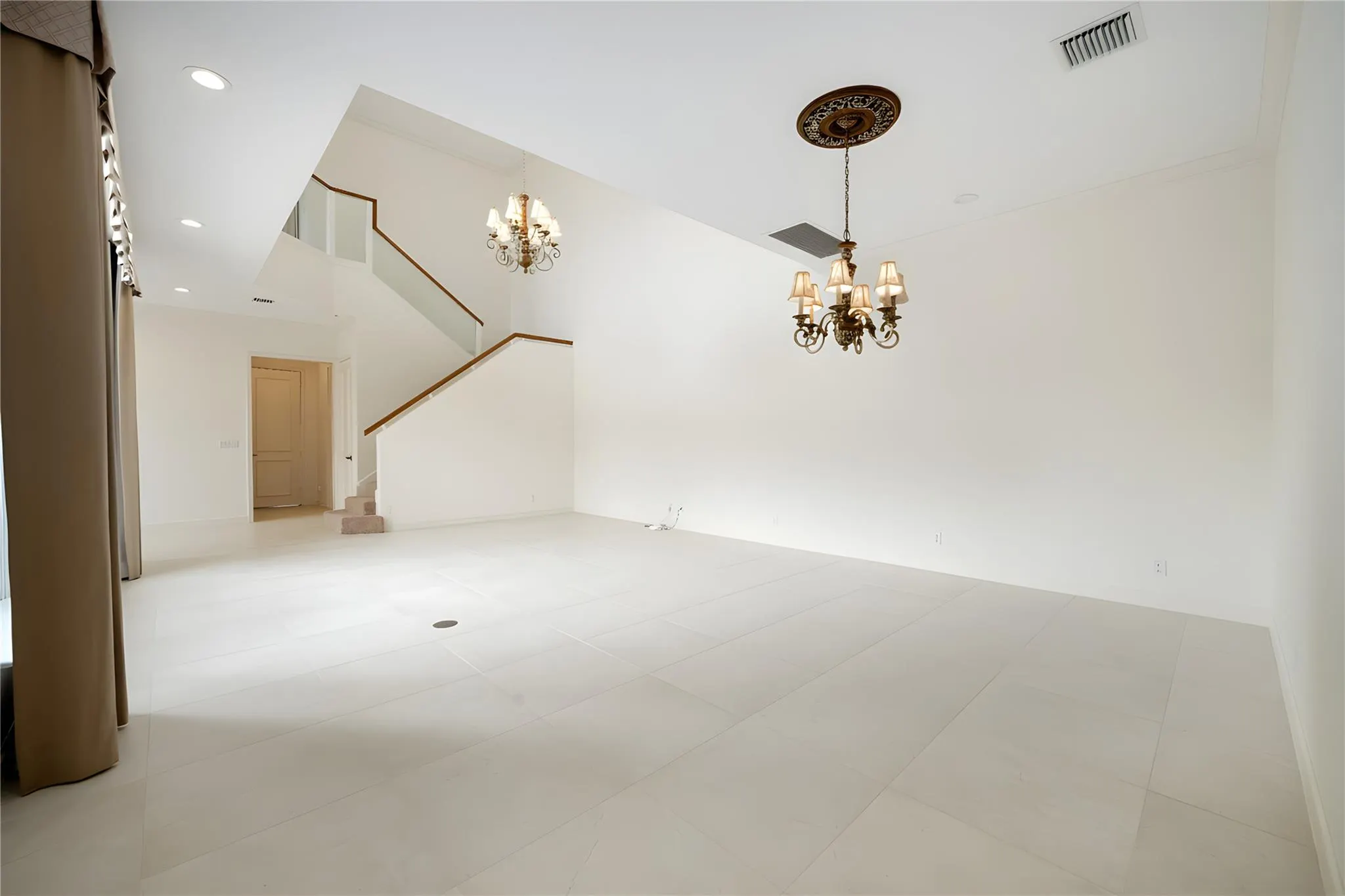 3585 Admirals Way