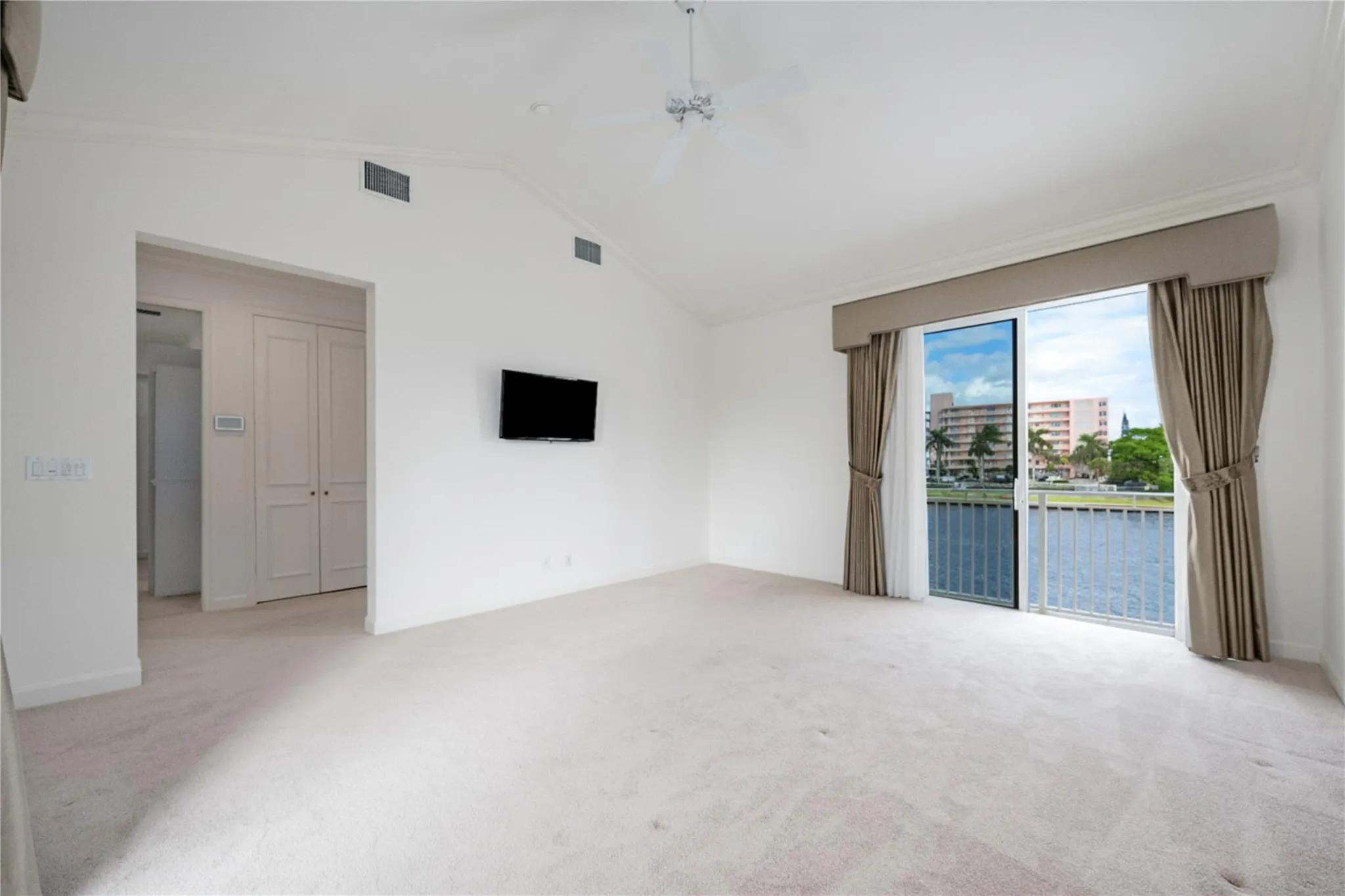 3585 Admirals Way