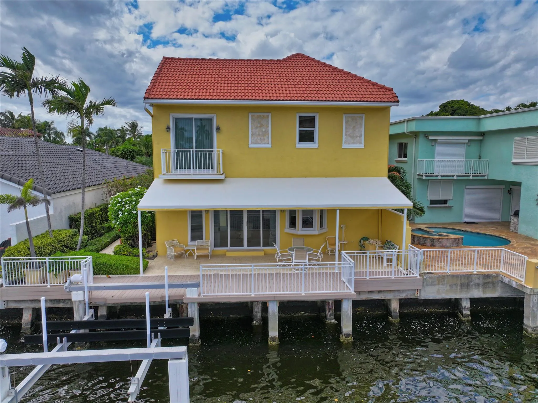 3585 Admirals Way