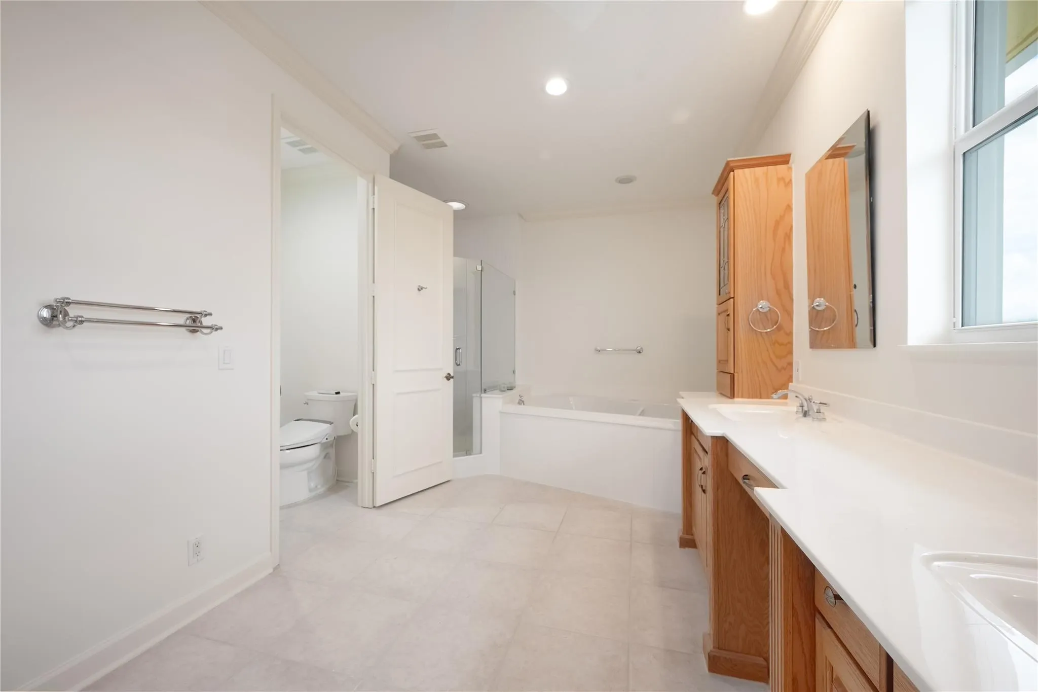 3585 Admirals Way