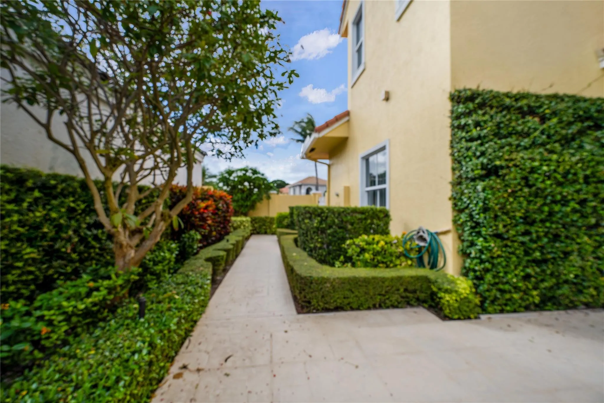 3585 Admirals Way