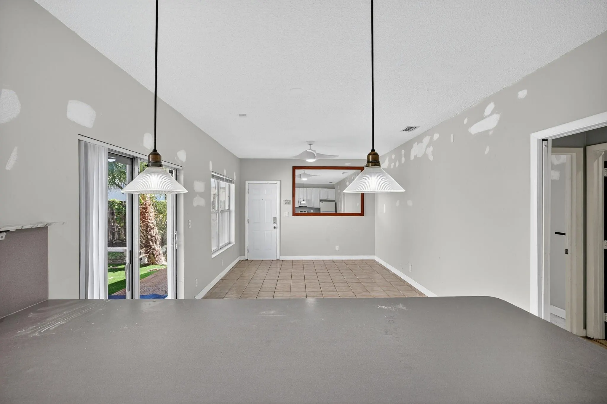 625 NE 10th Ave, #3