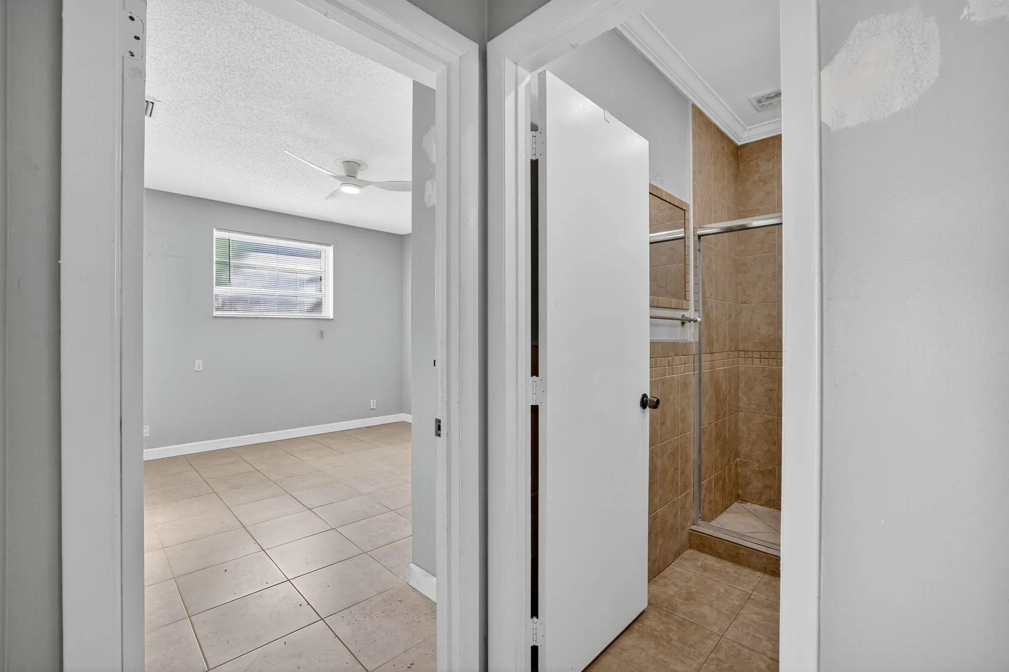 625 NE 10th Ave, #3